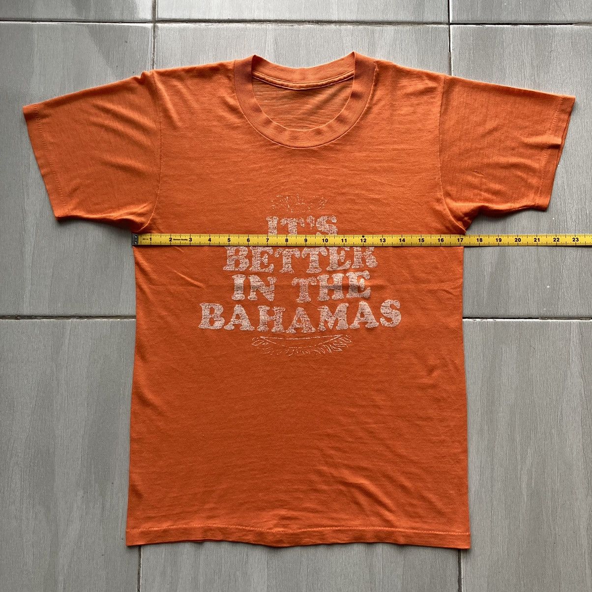 Vintage Vintage 80s It’s Better In The Bahamas Tees Single Stich Size US S / EU 44-46 / 1 - 15 Thumbnail