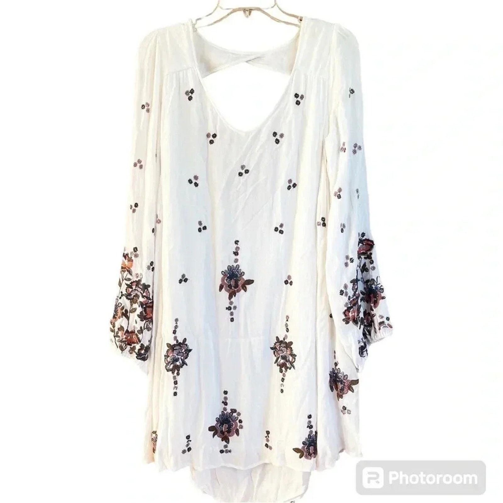 Free People Free People Ivory Oxford Embroidered Mini Dress Floral Sz S Size S / US 4 / IT 40 - 1 Thumbnail