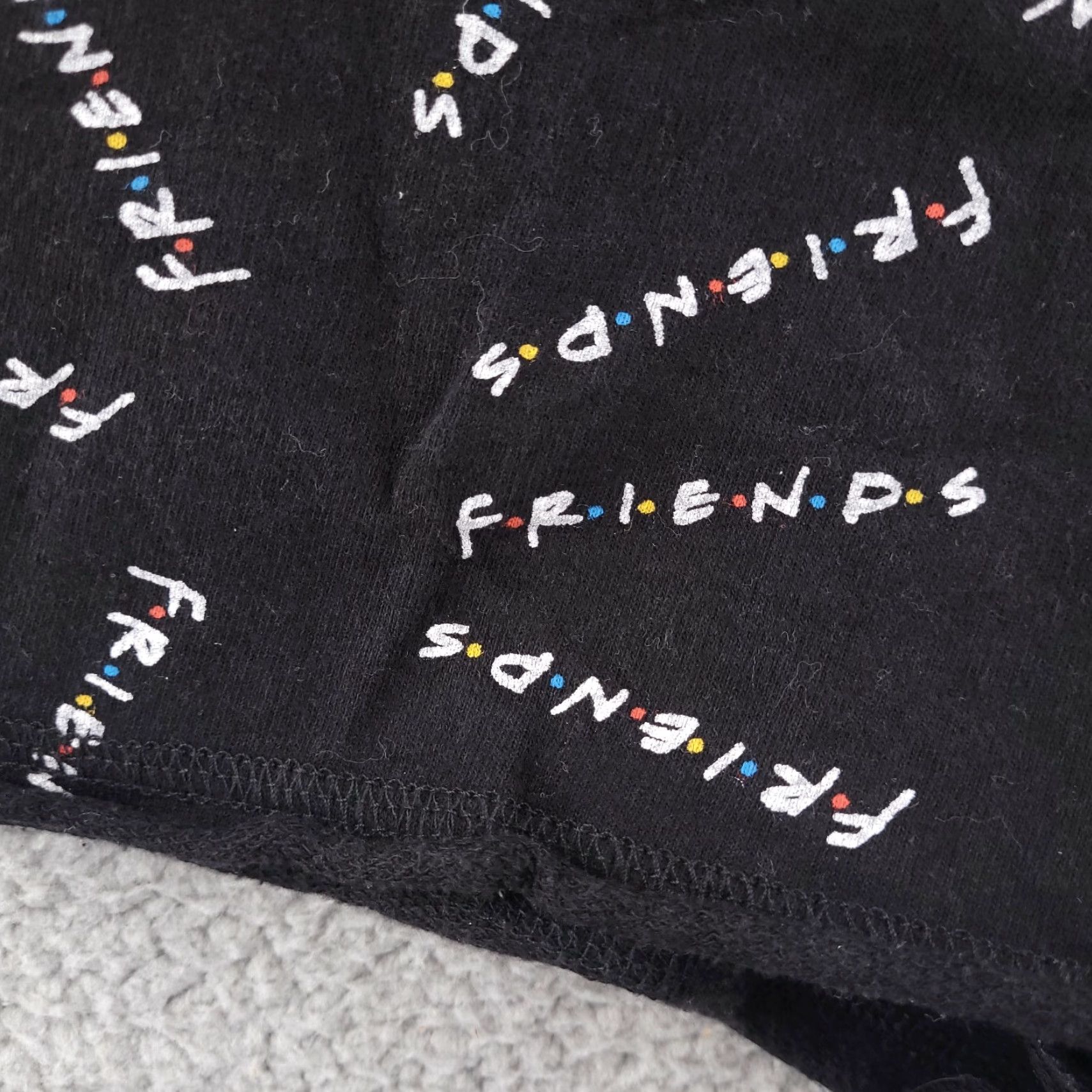 Logo 7 Friends Shorts Womens XL Short Logo TV Show Series Size 40" / US 18 - 2 Thumbnail