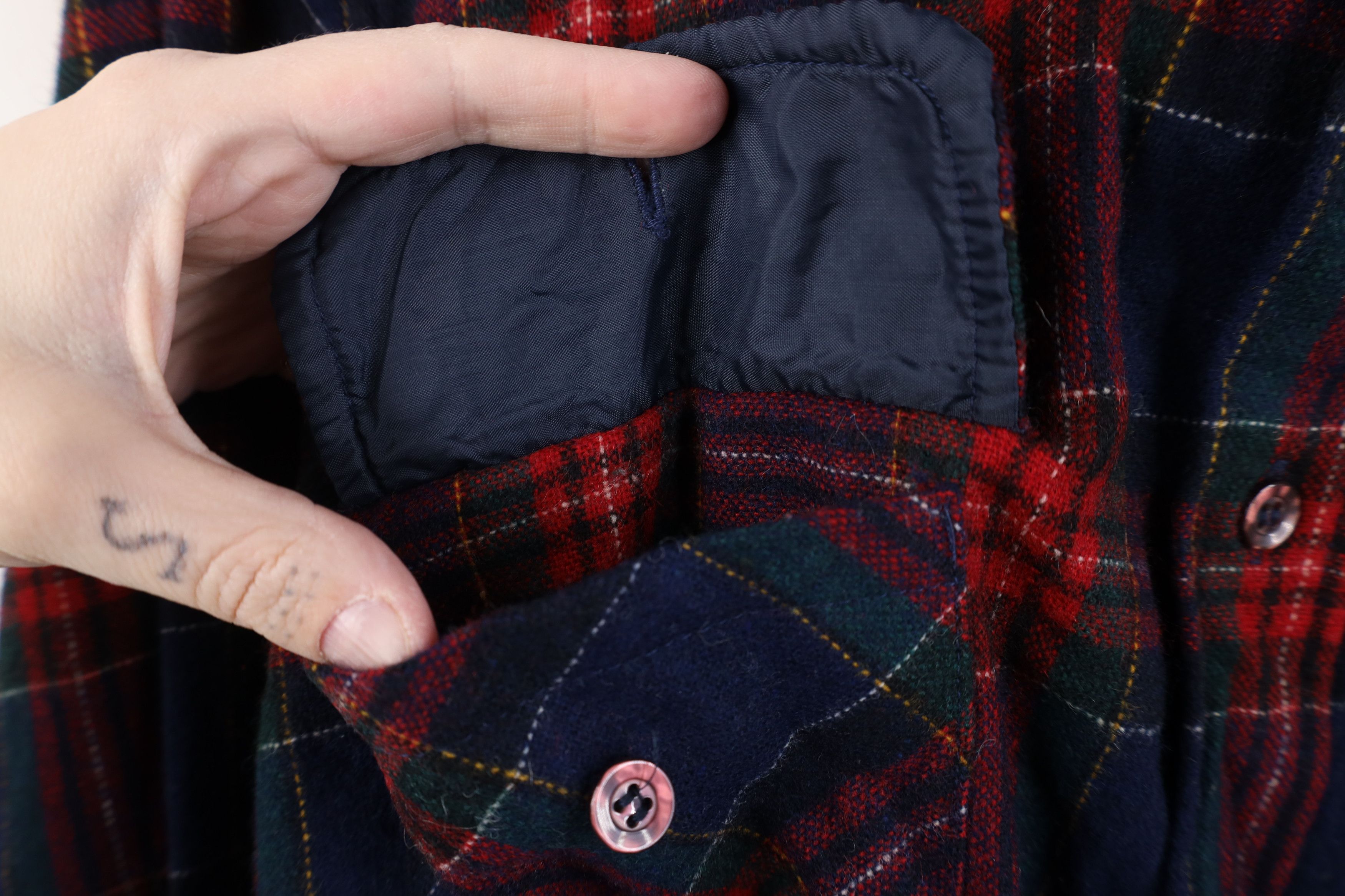 Vintage Vintage 70s Streetwear Knit Board Button Shirt Plaid Size US M / EU 48-50 / 2 - 6 Thumbnail