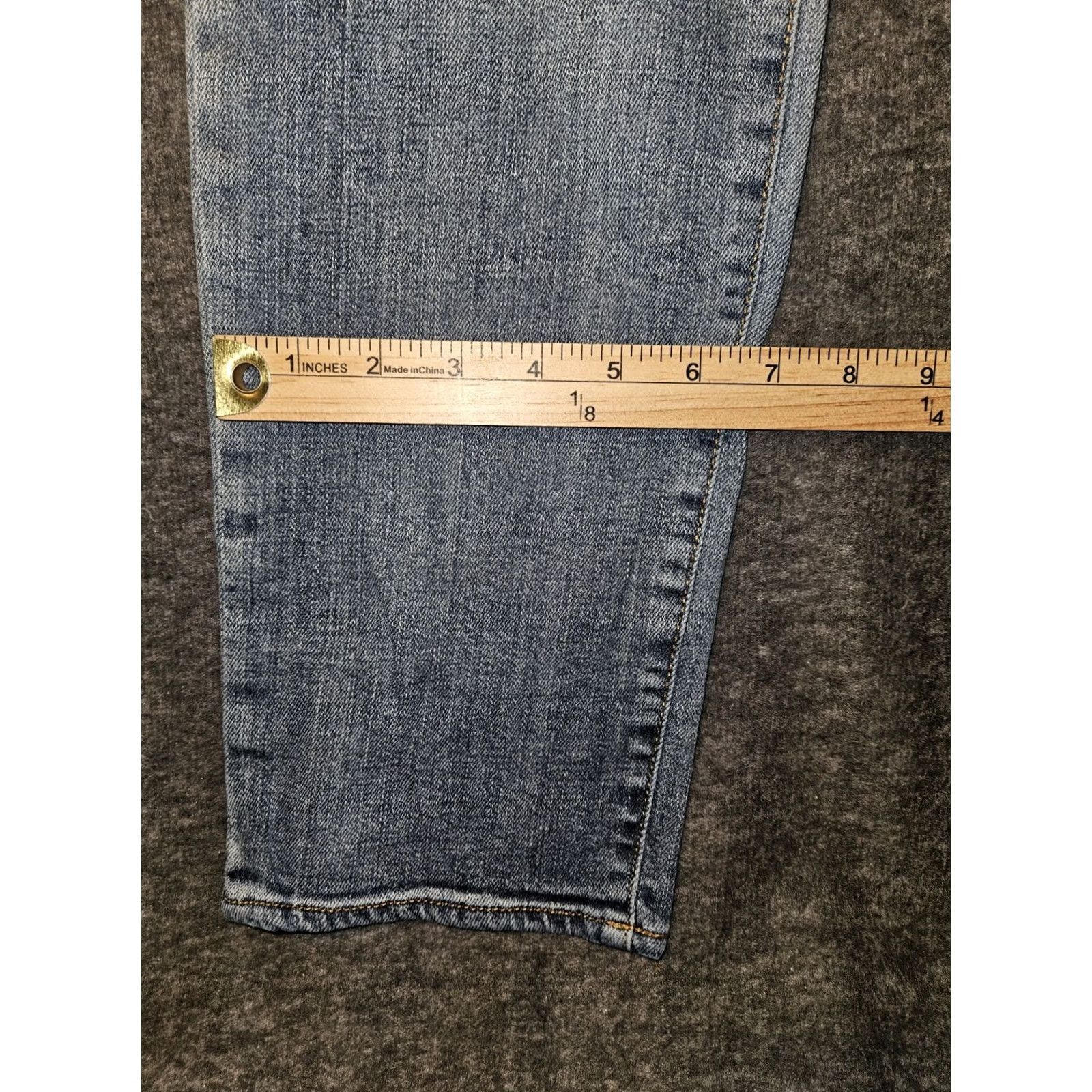 Vintage Rock & Republic Berlin Jeans Women's 16M Mid Denim Distressed Stretch Ankle Logo Slim Fit Blue 27in Inseam Women Size 38" / US 16 / IT 52 - 7 Thumbnail