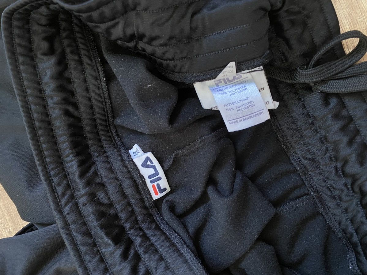 Fila Vintage Fila Shorts Track Multilogo Size US 34 / EU 50 - 7 Thumbnail