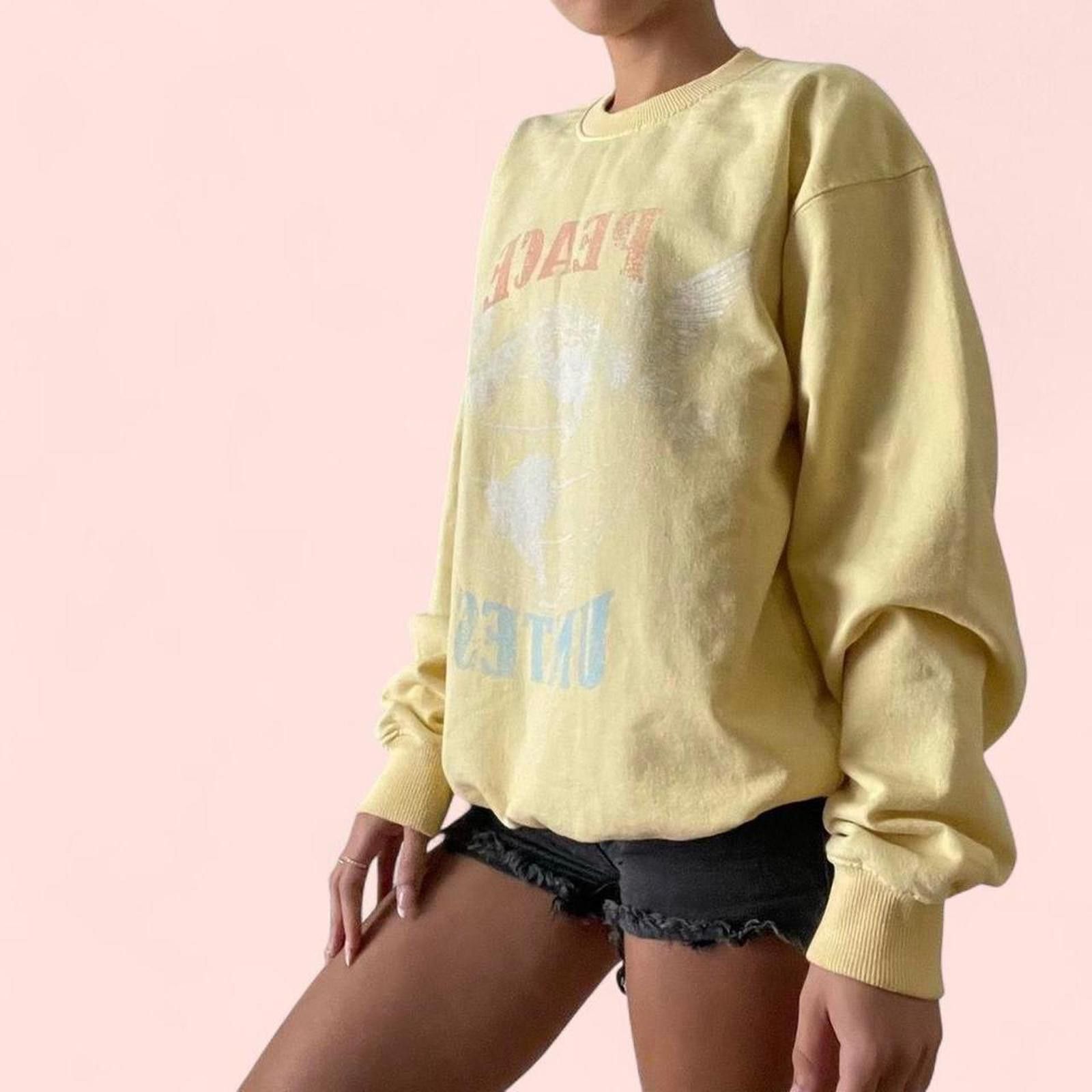 Other Yellow and white vintage graphic crewneck sweatshirt Size M / US 6-8 / IT 42-44 - 2 Thumbnail
