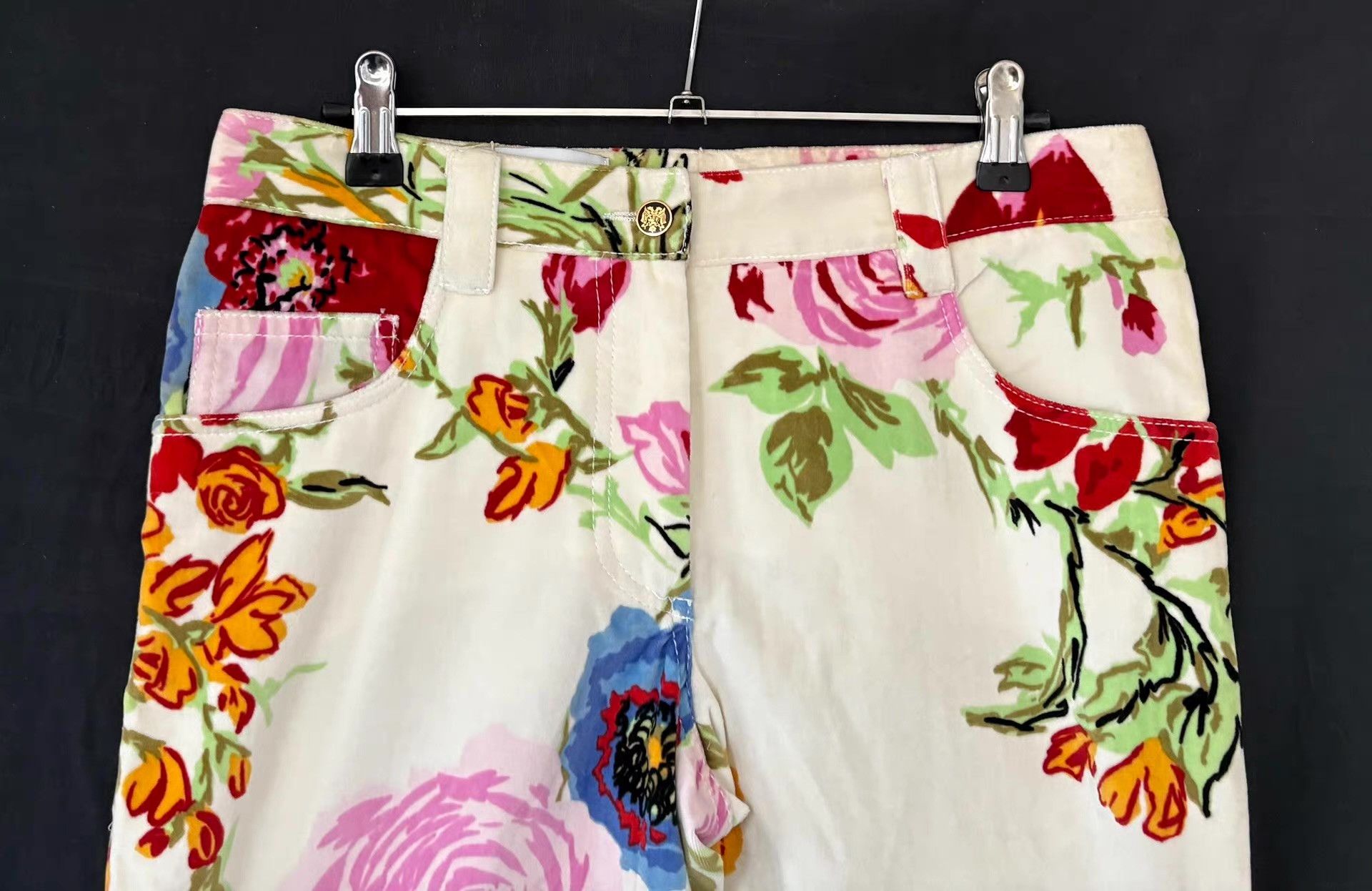Dolce & Gabbana Dolce&Gabbana Women's Floral Print Velvet Trousers Ｑ21 Size 28" / US 6 / IT 42 - 3 Thumbnail