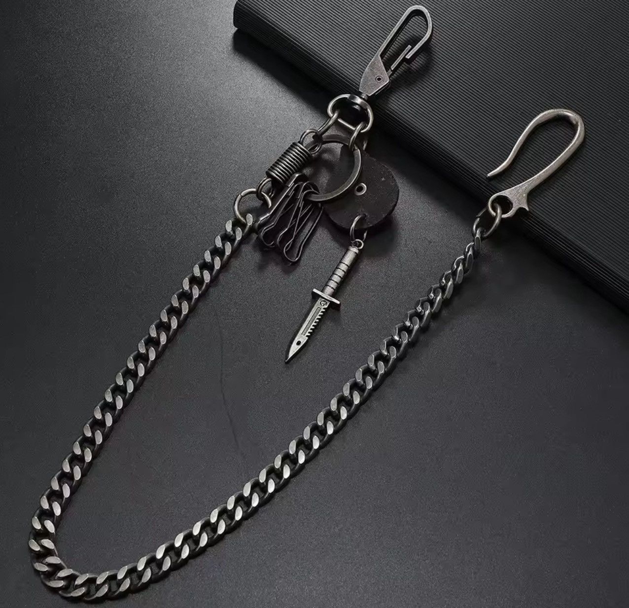 Other Black Skull & Dagger Chain Keychain | Gothic, Streetwear Size ONE SIZE - 2 Thumbnail