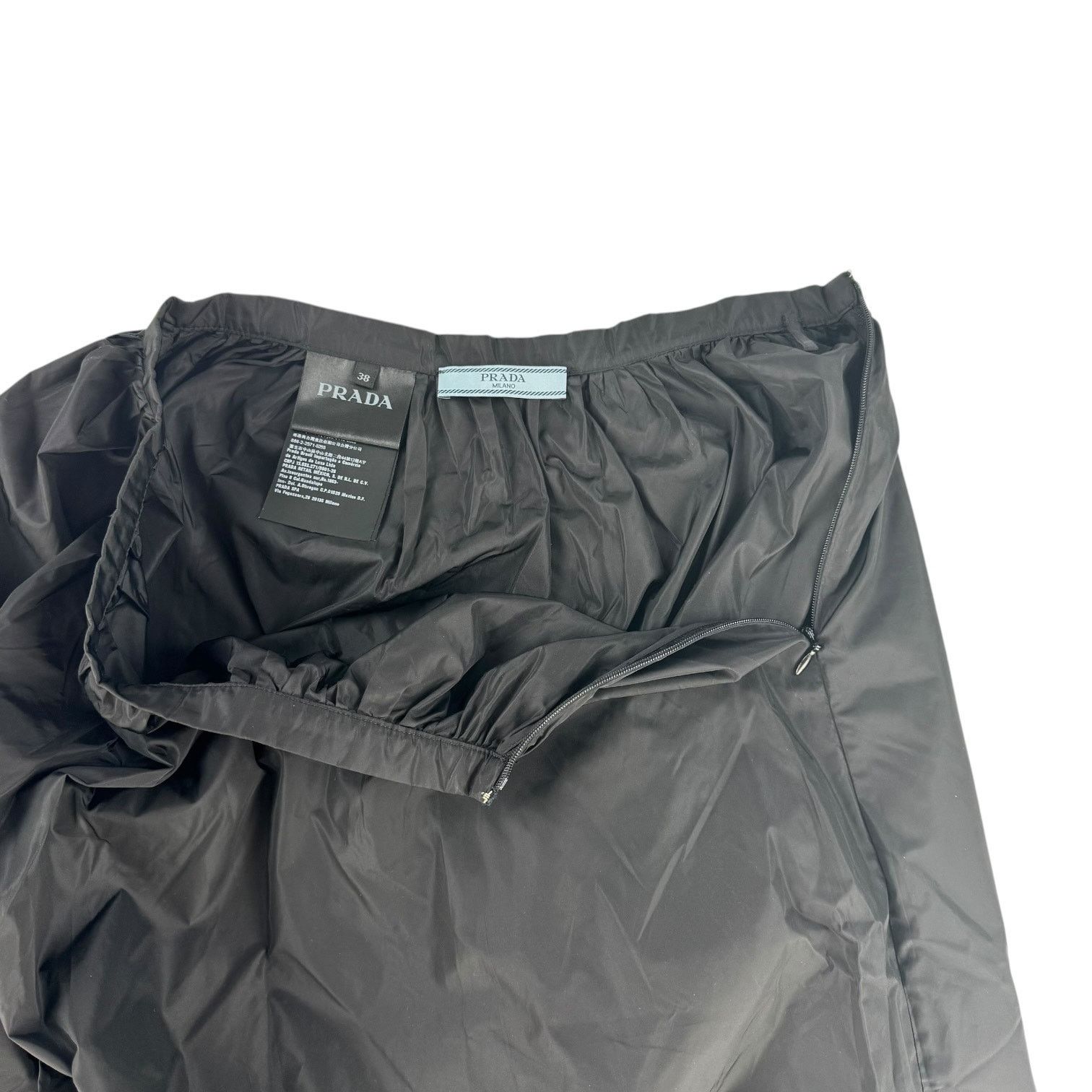 Prada Prada Re-Nylon Bubble Drawstring Hem Skirt Size 38" / US 16 / IT 52 - 3 Thumbnail