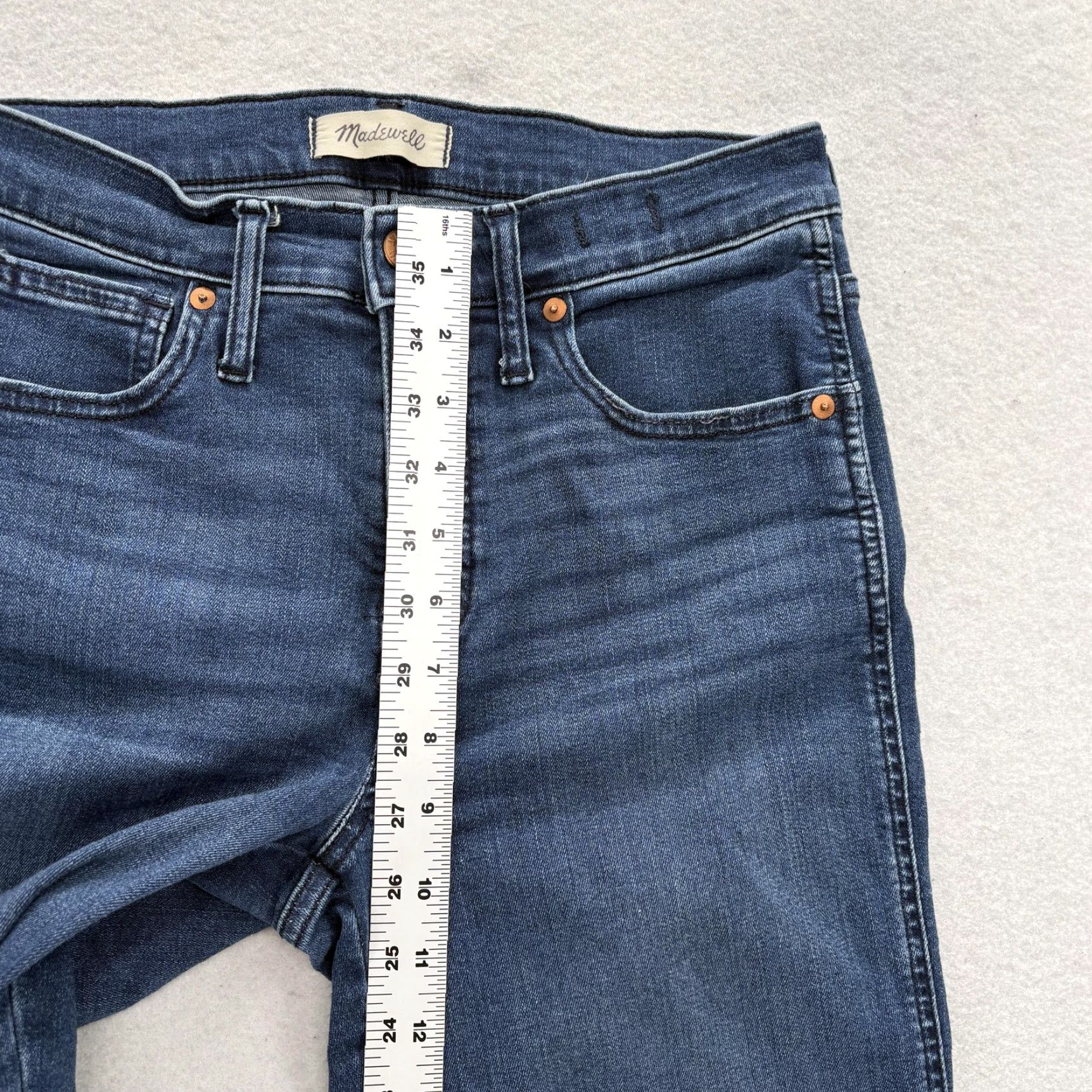 Madewell Madewell Jeans Womens 28 Blue Medium Wash Slim Mid-Rise Stovepipe Denim Small Business Pet Free Storage 5-Pocket Size 28" / US 6 / IT 42 - 7 Thumbnail