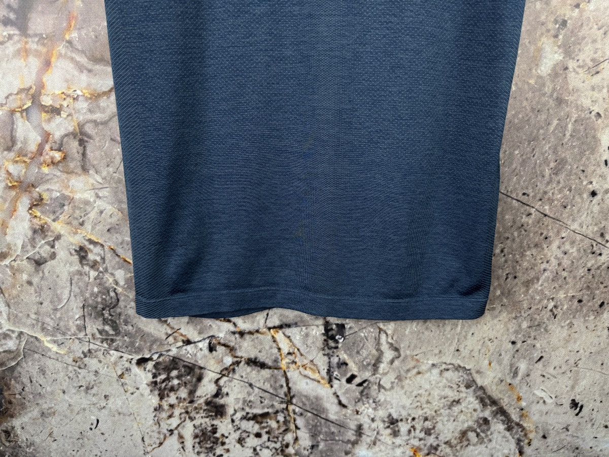 Uniqlo Men’s Uni Qlo T-Shirt Blue Streetwear Size Small Size US S / EU 44-46 / 1 - 10 Thumbnail