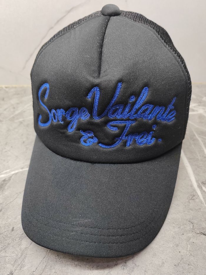 Japanese Brand Vintage Maison Gilfy Sorge Vailante & Trei Trucker Hat Cap Size ONE SIZE - 1 Thumbnail
