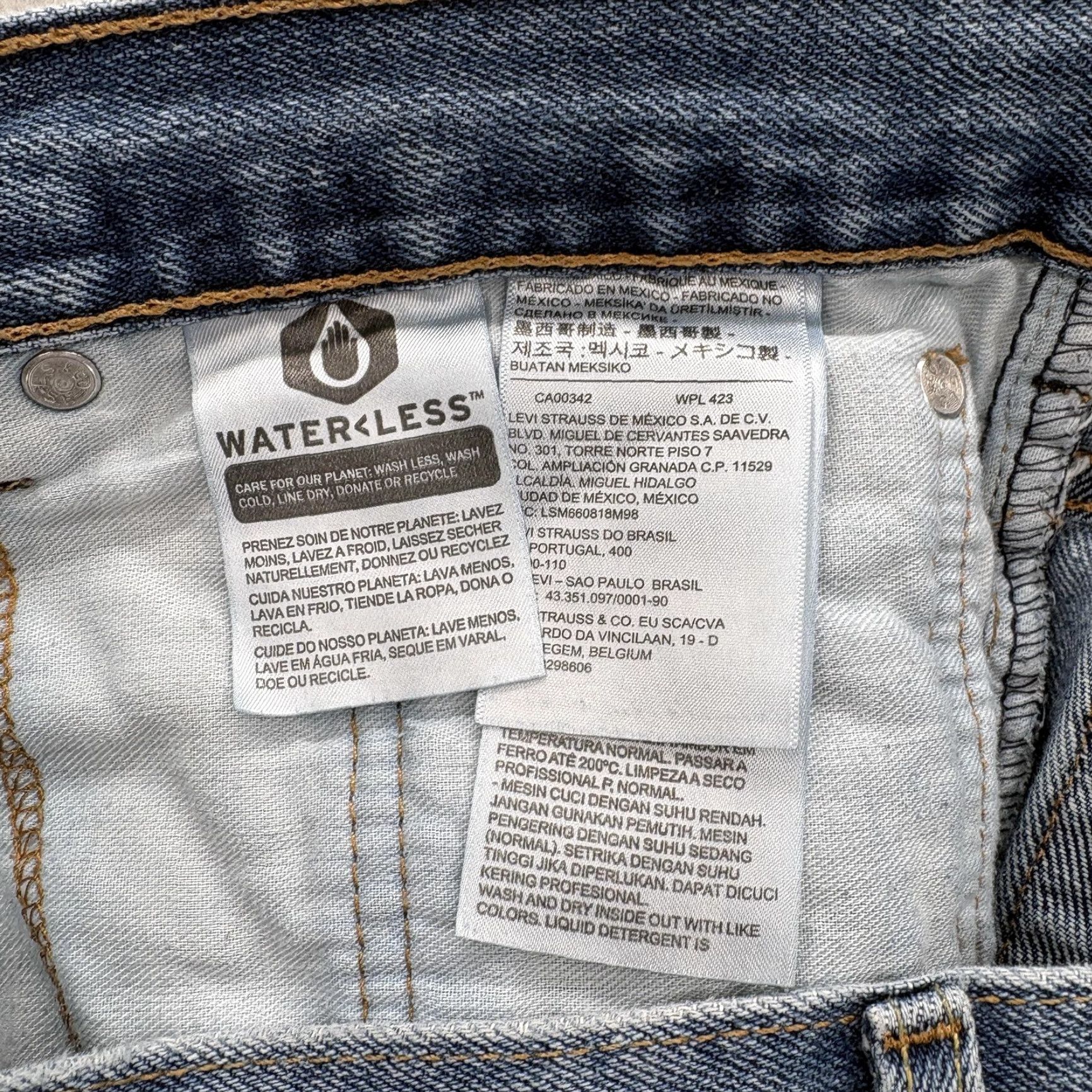 Levi's VINTAGE Levis 517 Jeans Mens 40x25 Blue Medium Wash Denim Bootcut Western Cowboy Rodeo Size US 40 / EU 56 - 3 Thumbnail