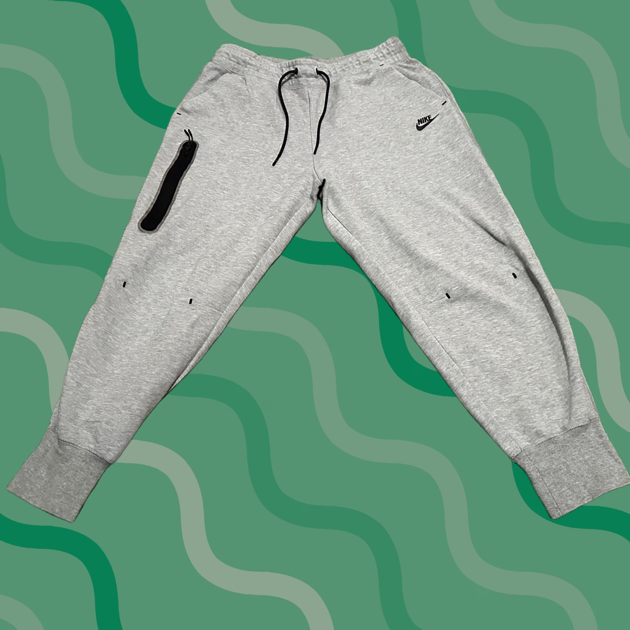 Nike Nike Tech Fleece Pants Womens L Jogger Gray Comfort Pockets Tapered Athletic Activewear Knit Cotton Blend Size 36" / US 14 / IT 50 - 1 Thumbnail