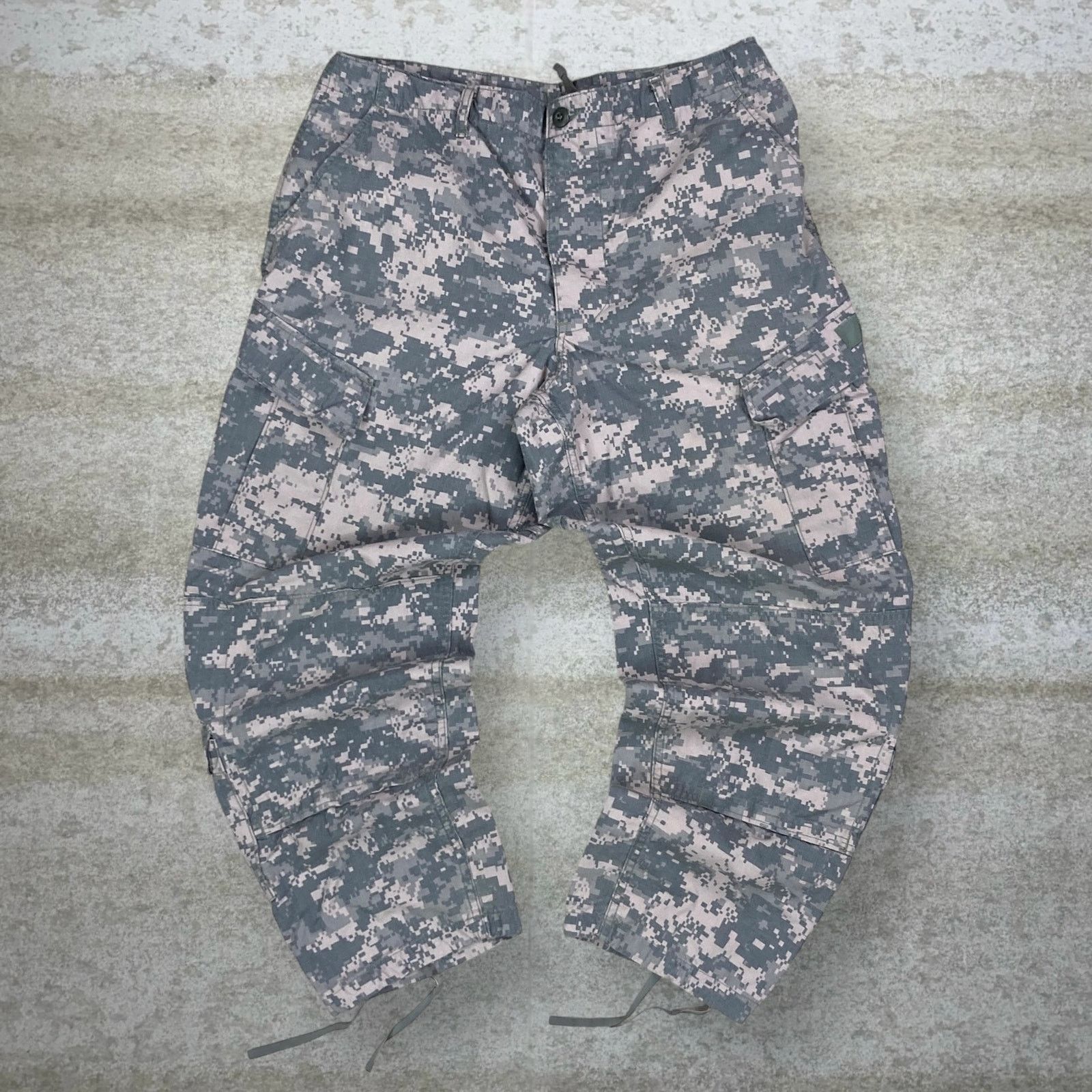Vintage Vintage 90s Military Digital Camo Tactical Pants Baggy Wide Size US 36 / EU 52 - 2 Thumbnail