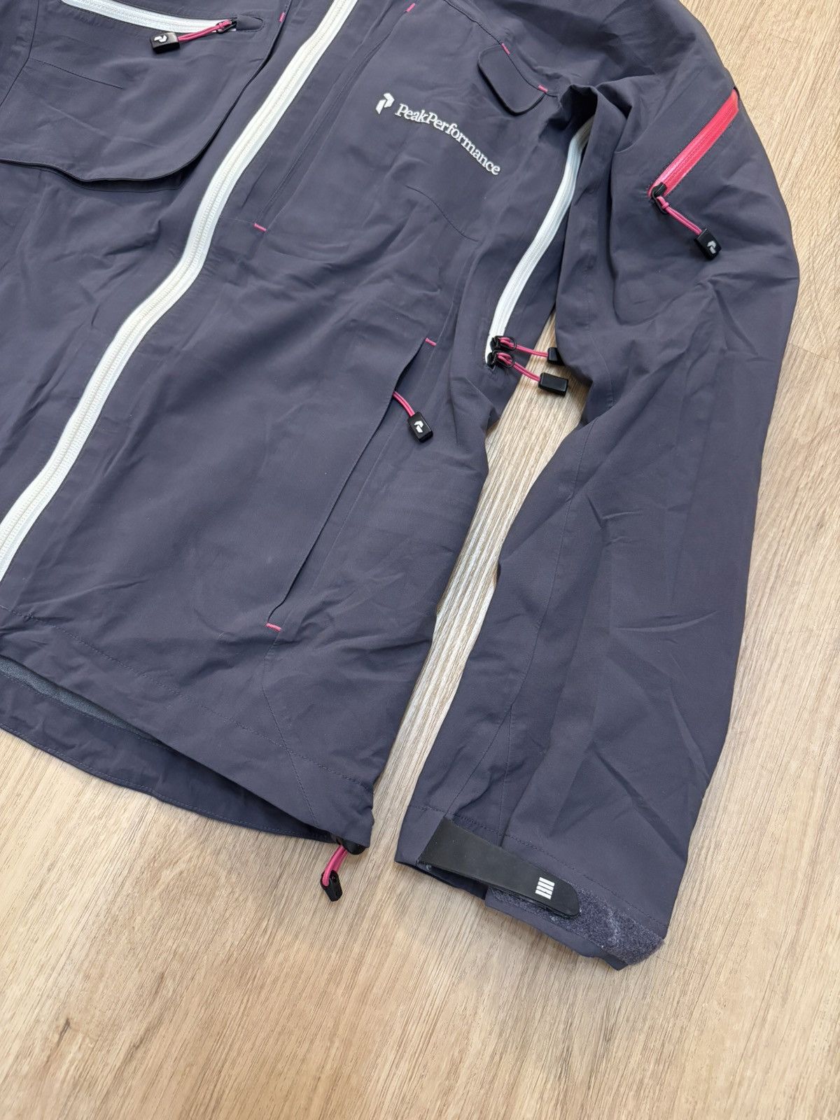 Peak Performance Peak Performance Heli Alpine Jacket GTX Recco Gore-Tex R&D S Size S / US 4 / IT 40 - 4 Thumbnail