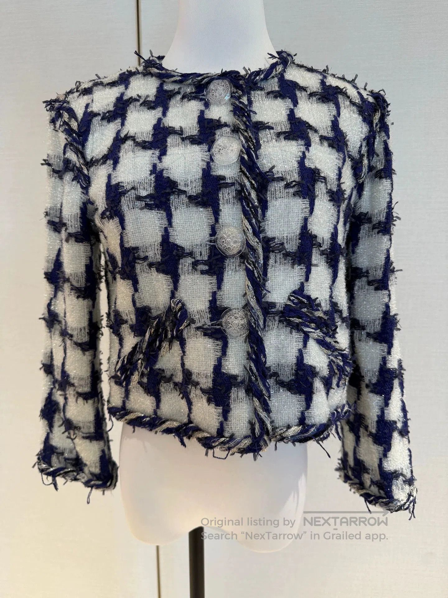 Chanel Chanel Blue White Tweed Jacket. Size US S / EU 44-46 / 1 - 1 Thumbnail