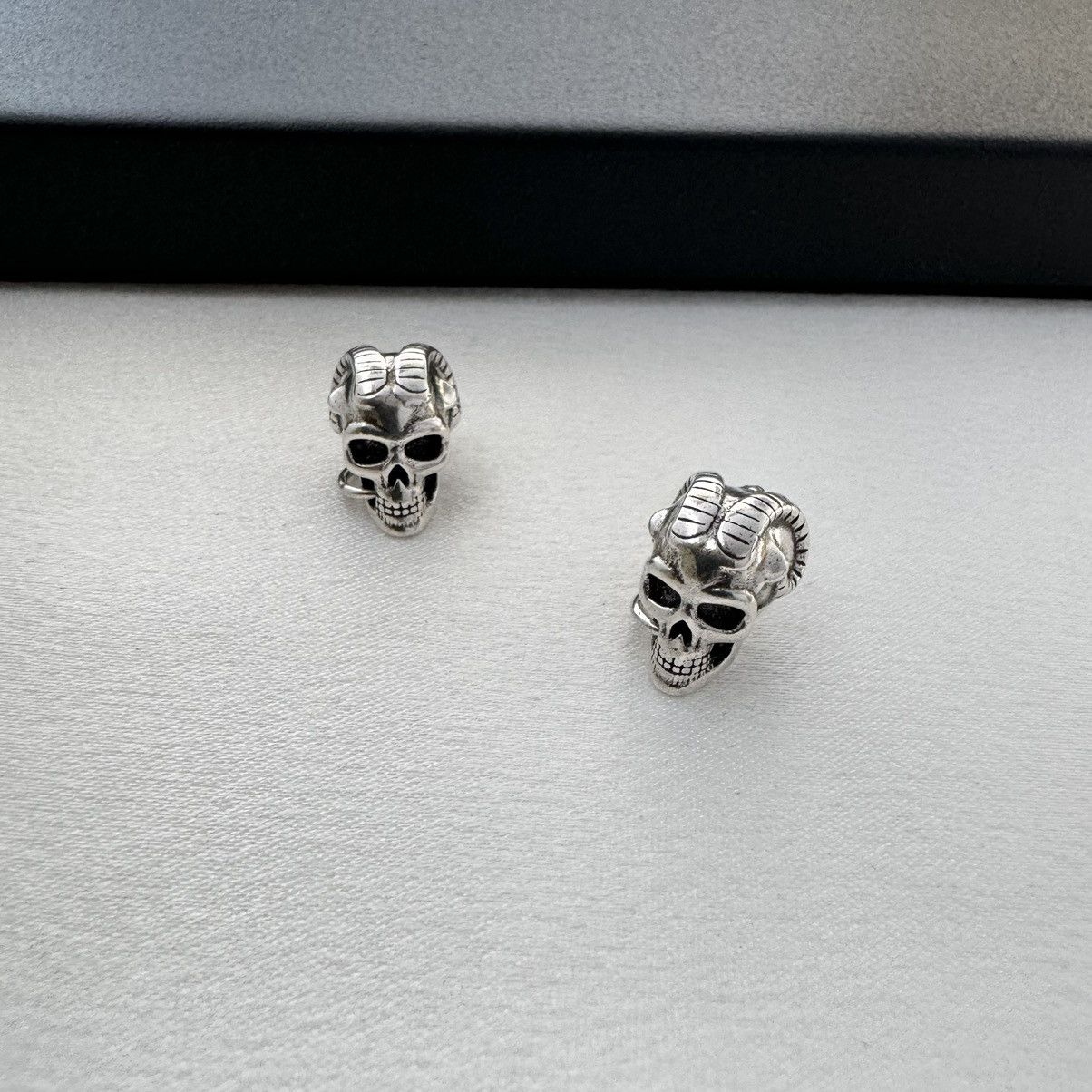 Other Sheep Skull Stud Earrings for Men Women,Hip Hop Unisex Style Size ONE SIZE - 2 Thumbnail
