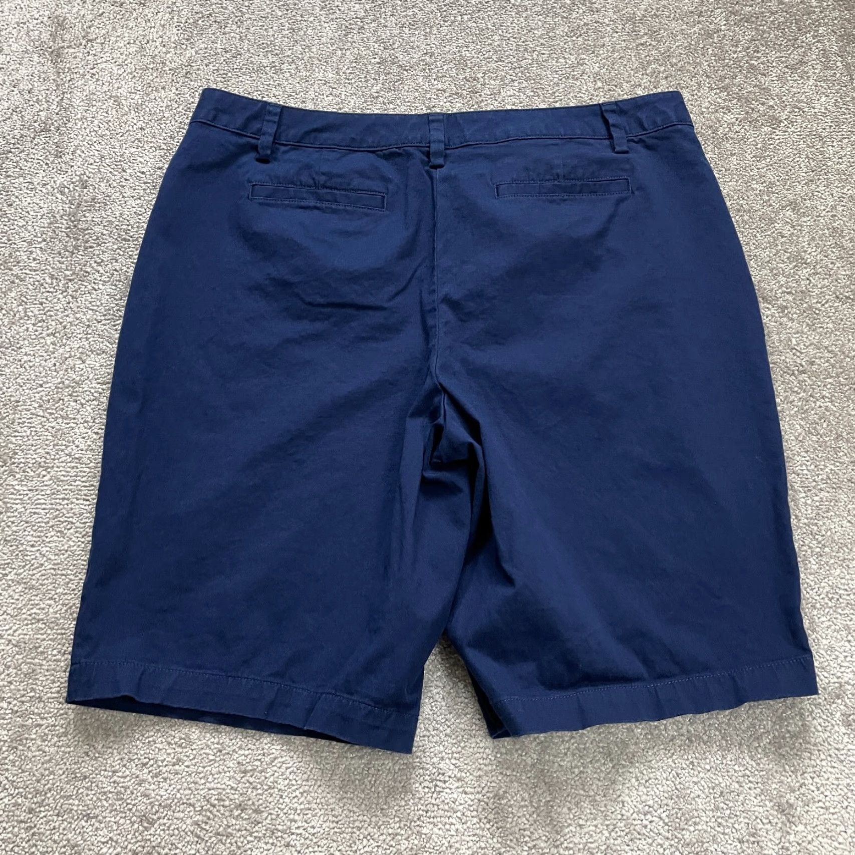 Lands' End VINTAGE Lands' End Women's Chino Shorts Size 16 Casual Cotton Spandex Navy Blue Mid Rise 12in Inseam Size 38" / US 16 / IT 52 - 2 Thumbnail