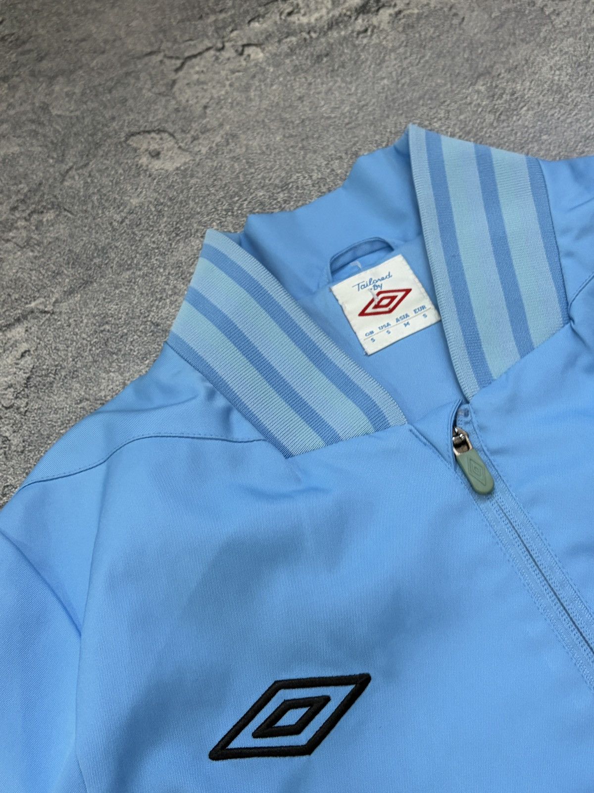 Umbro Vintage Man City 11/12 Umbro Anthem Jacket Sky Blue S Size US S / EU 44-46 / 1 - 4 Thumbnail