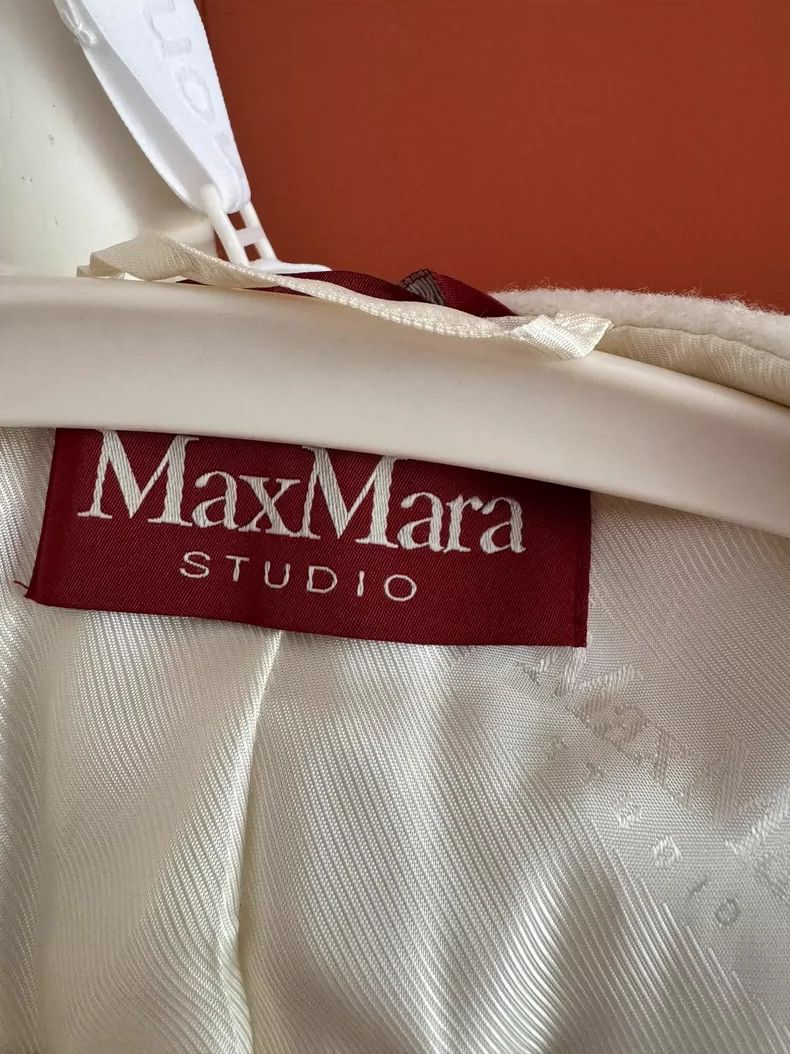 Max Mara Max Mara Women's sheep-wool white lace-up coat Size L / US 10 / IT 46 - 4 Thumbnail
