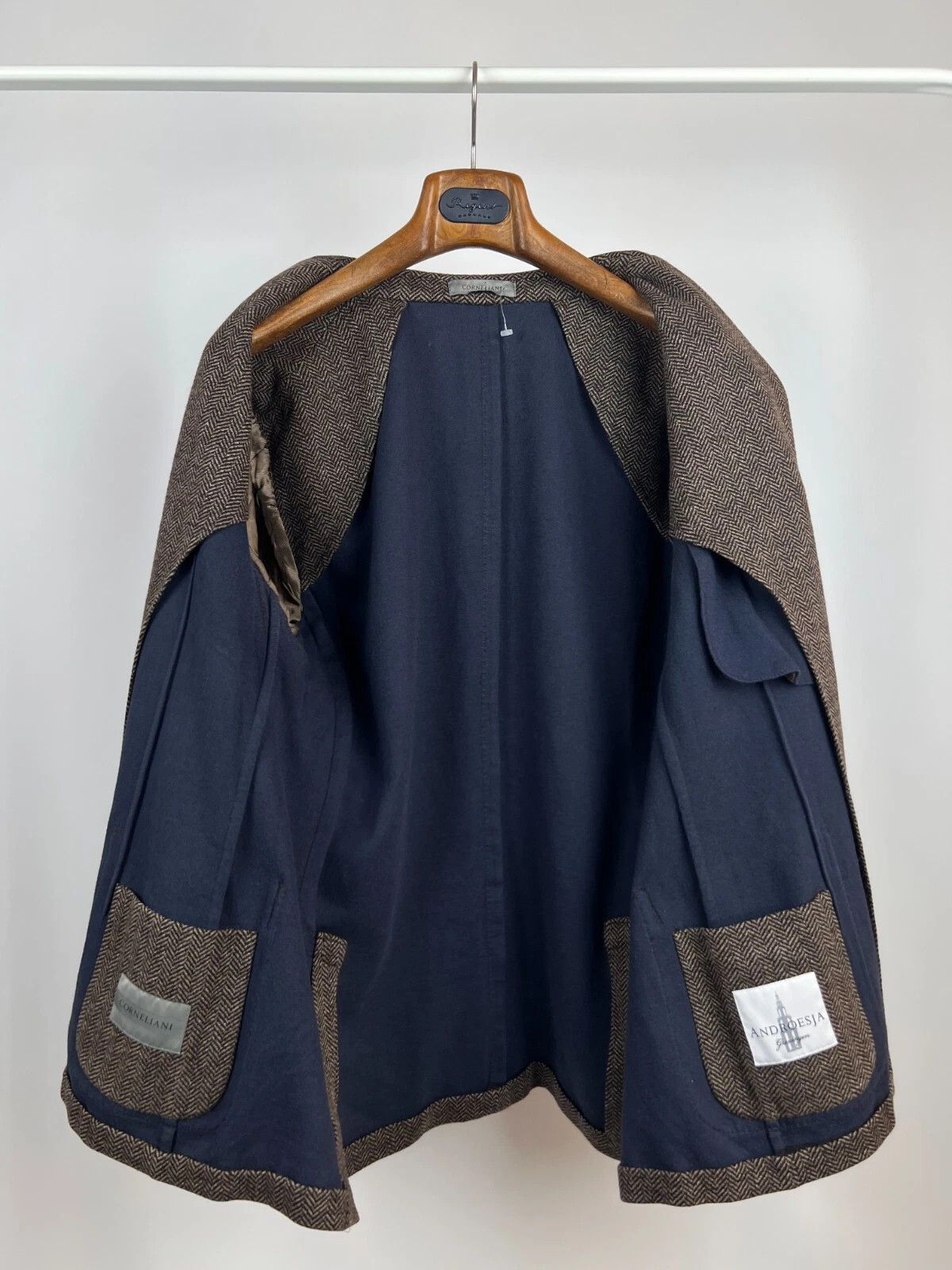 Corneliani Corneliani Wool Blend Herringbone Italian Blazer Jacket Size 44R - 18 Thumbnail
