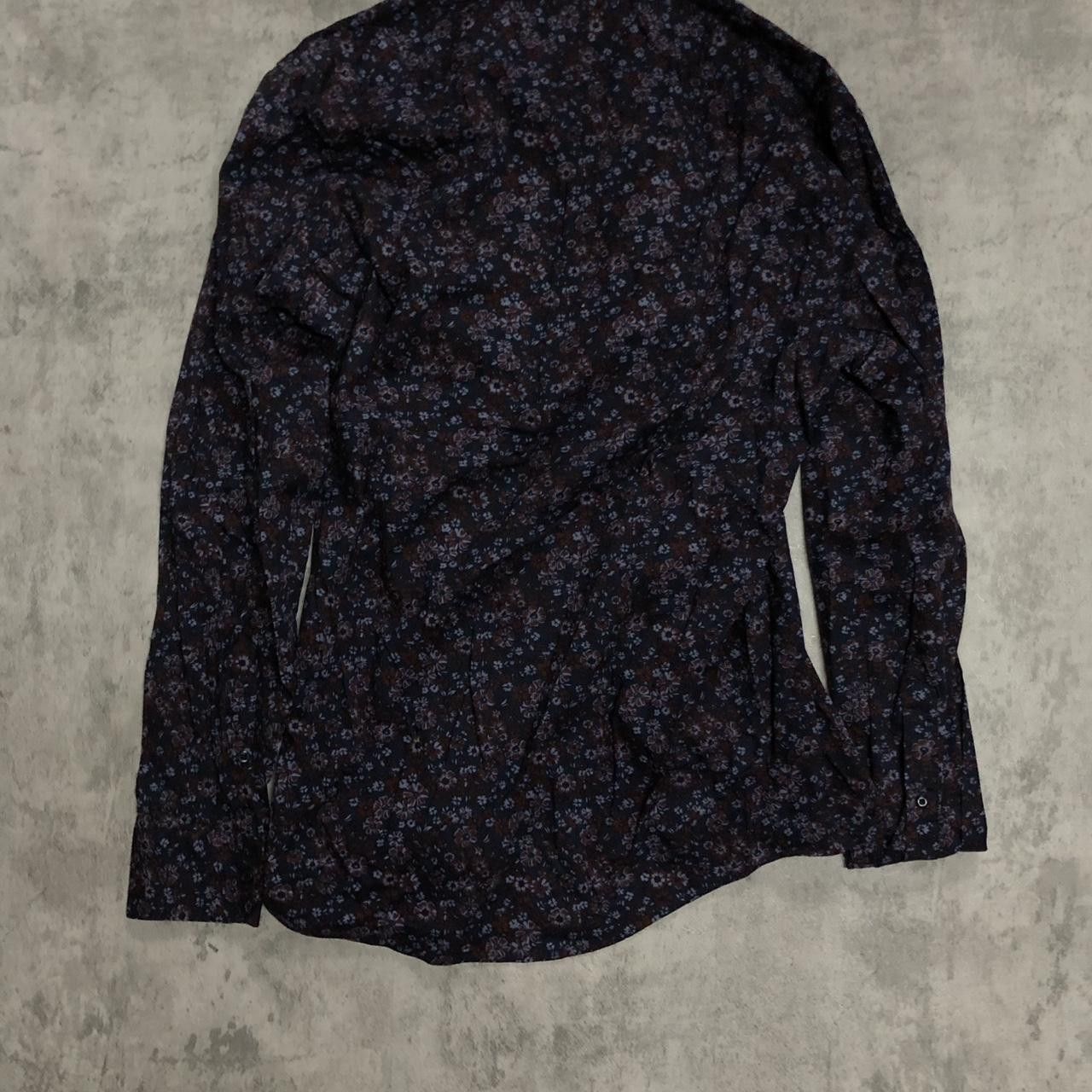 Other Navy and purple floral button-up shirt Size US L / EU 52-54 / 3 - 6 Thumbnail