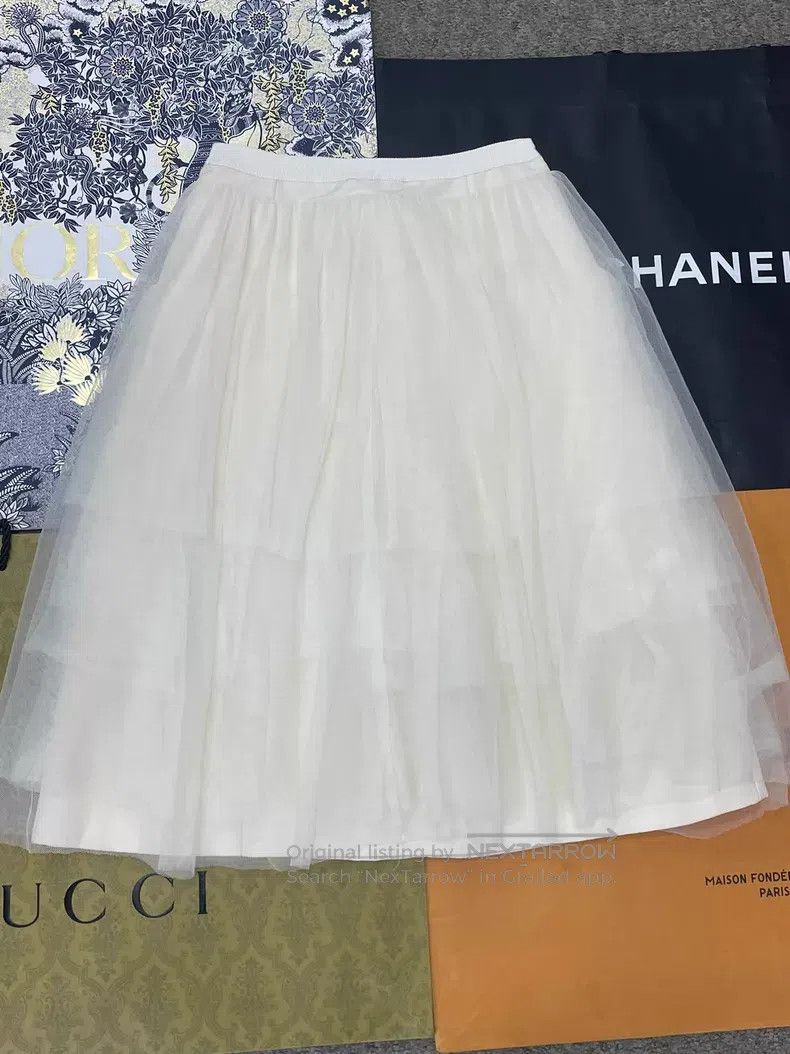 Dior Dior White mesh skirt Size 42" / US 20 - 1 Thumbnail