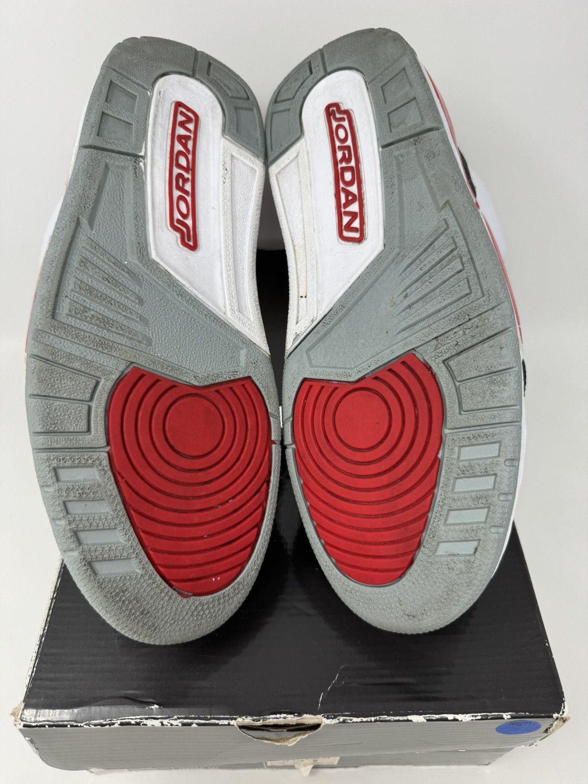 Jordan Brand Air Jordan 3 Retro Fire Red 2007 Size US 9 / EU 42 - 6 Thumbnail