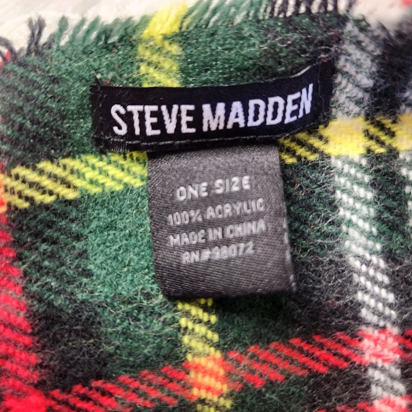 Steve Madden Steve Madden Scarf Red Plaid Tartan Fringe Edges One Size Wide Classic Size ONE SIZE - 8 Thumbnail