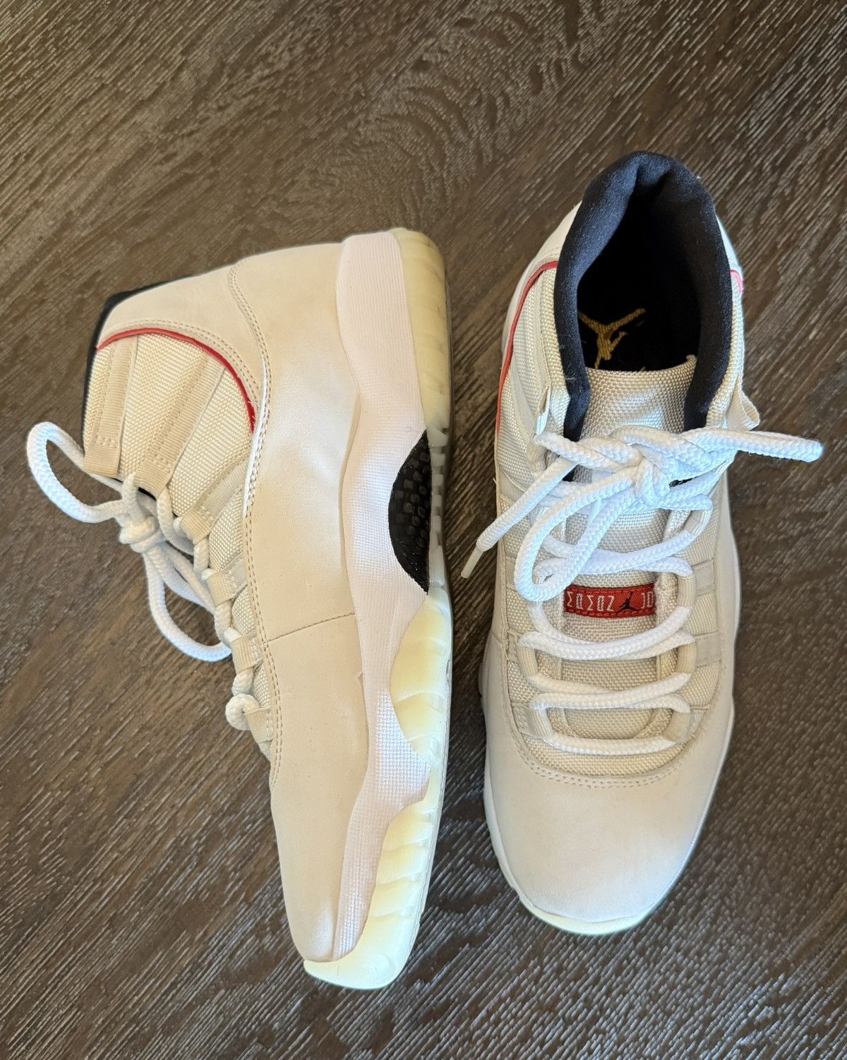 Nike Air Jordan 11 Retro “Platinum Tint” Size US 9.5 / EU 42-43 - 7 Thumbnail