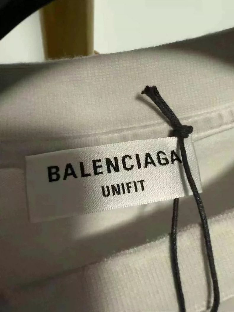 Balenciaga Balenciaga Flame Splatter Short Sleeve Beige Size US M / EU 48-50 / 2 - 3 Thumbnail