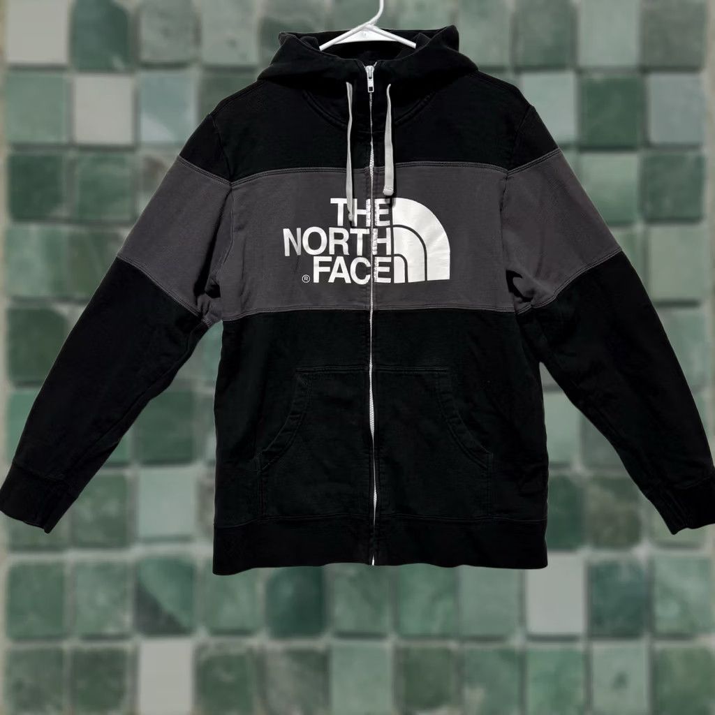 The North Face The North Face Mens Full Zip Hooded Sweatshirt Sweatshirt Black M Regular/Regular Size Zip Hooded Logo Embroidered Outdoor Sports Classic"} Size US M / EU 48-50 / 2 - 1 Thumbnail