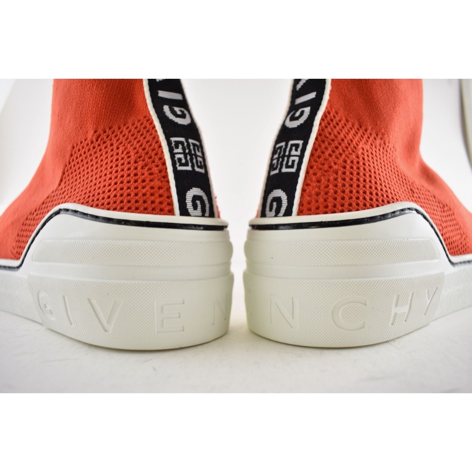 Givenchy Givenchy George V Sock Red White High Top Knit Sneaker 10.5 Size US 10.5 / EU 43-44 - 11 Thumbnail