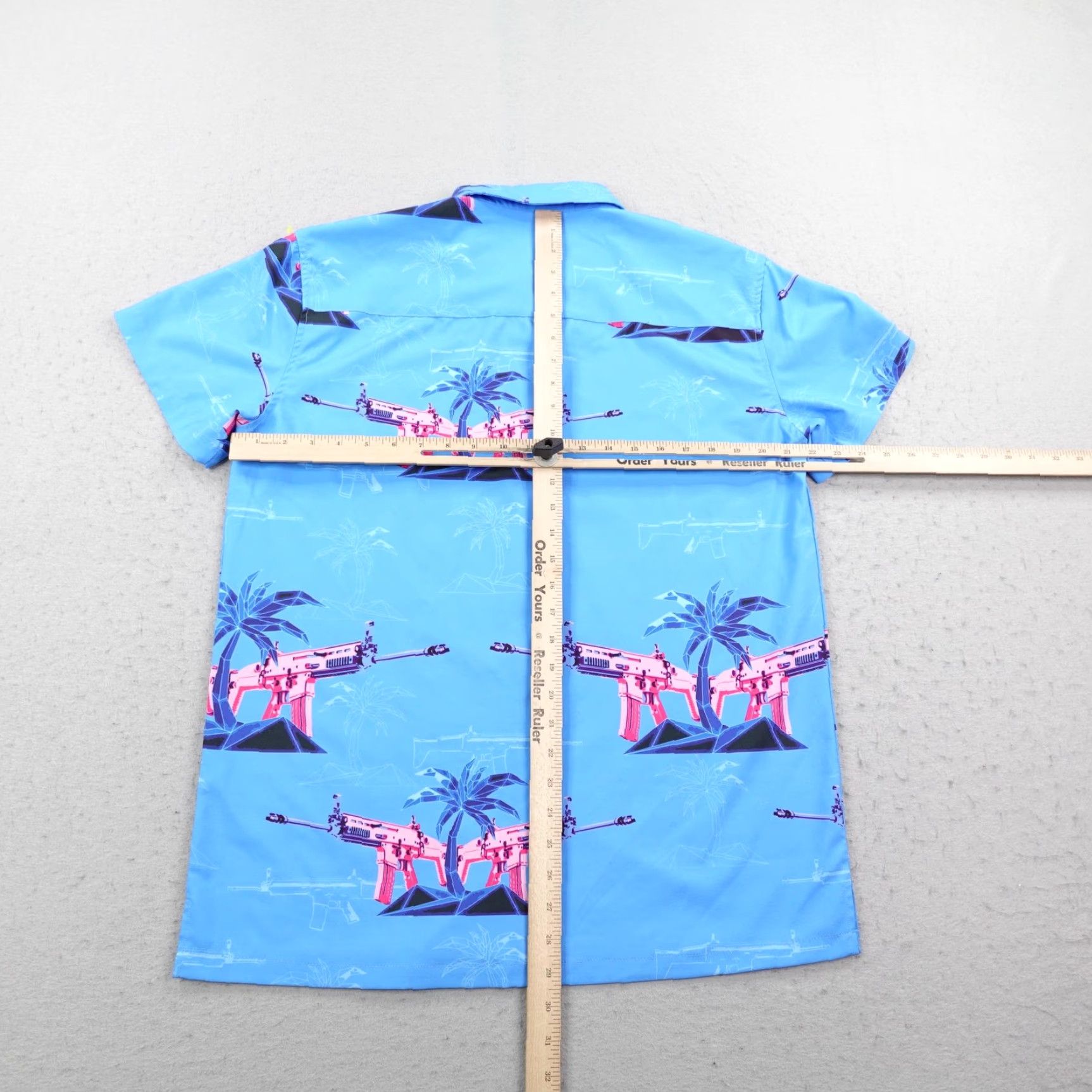 Vintage **Retro Rifle Mens Large Blue Button-Up Performance Shirt** User: Retro Rifle Mens Large Blue Performance Button-Up Shirt Size US L / EU 52-54 / 3 - 6 Thumbnail