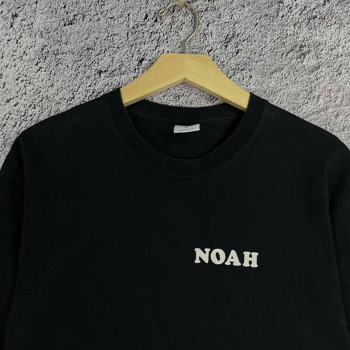 Noah 🔝RARE🔝 Noah x Earth wind and & fire Supreme Long Sleeve tee Size US L / EU 52-54 / 3 - 5 Thumbnail