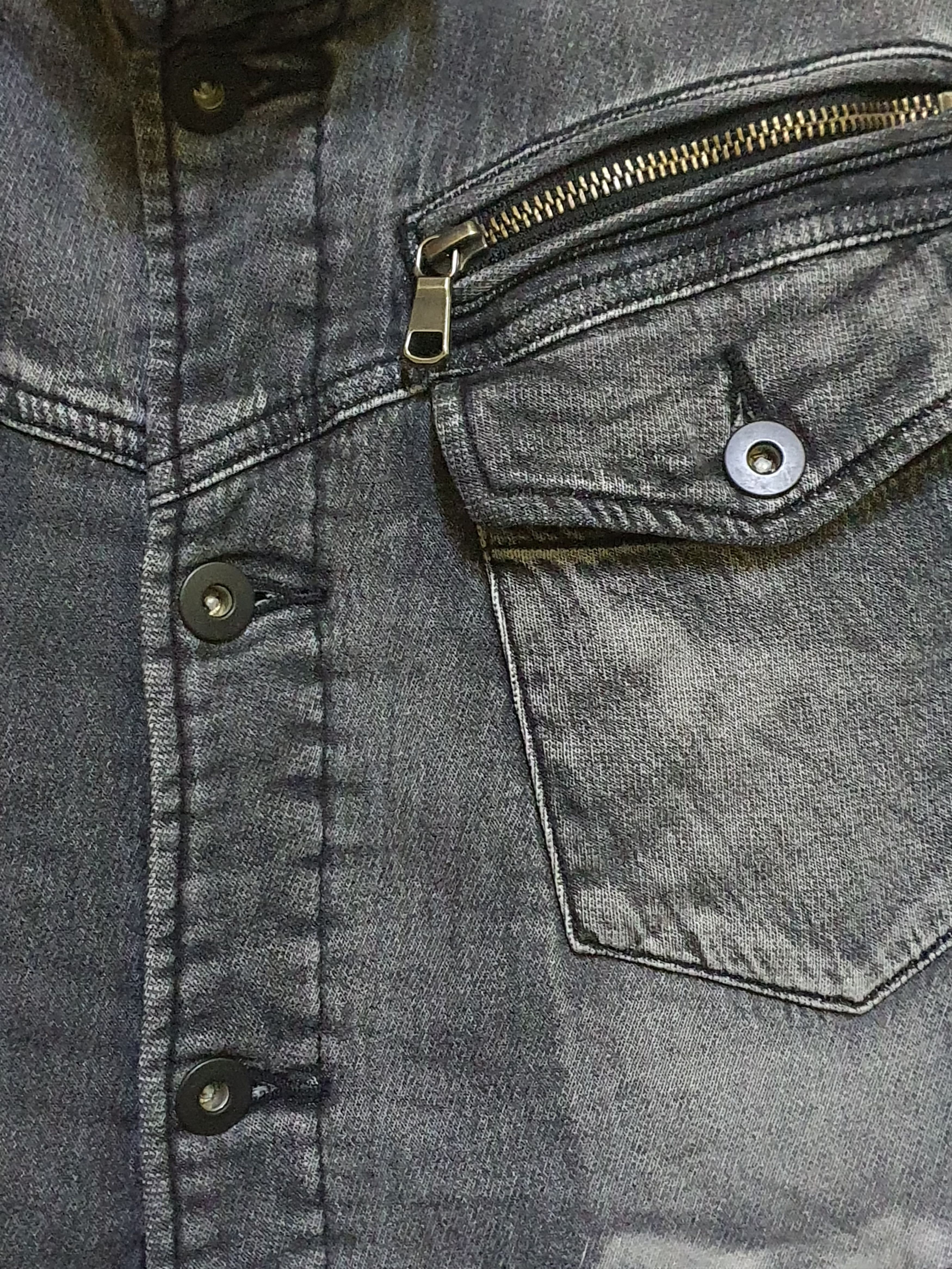 Japanese Brand Voguish Punk/Distressed/Washed Denim Jacket Size US M / EU 48-50 / 2 - 6 Thumbnail