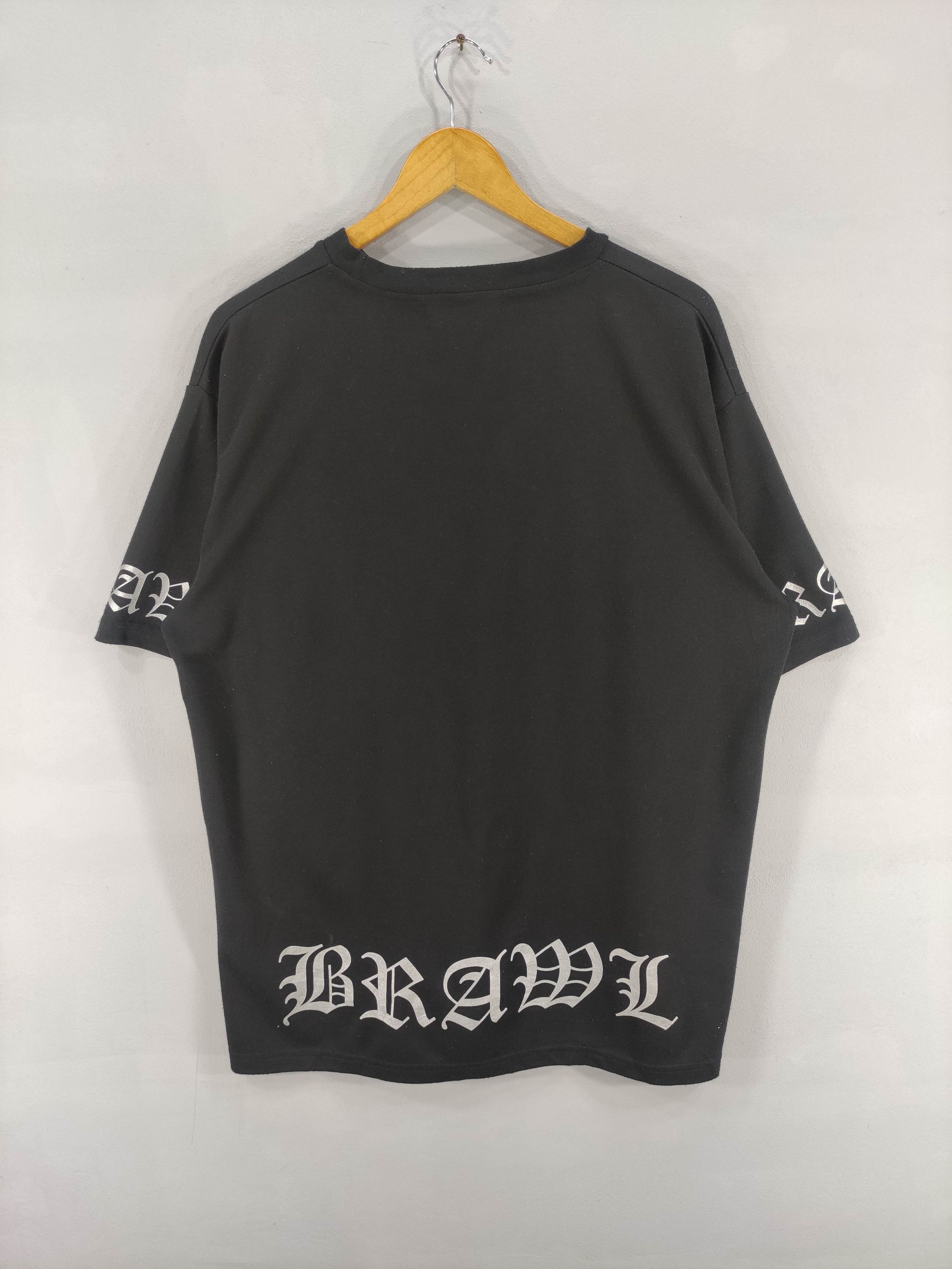 Japanese Brand Tee With Graphic Black Tshirt Size US L / EU 52-54 / 3 - 7 Thumbnail