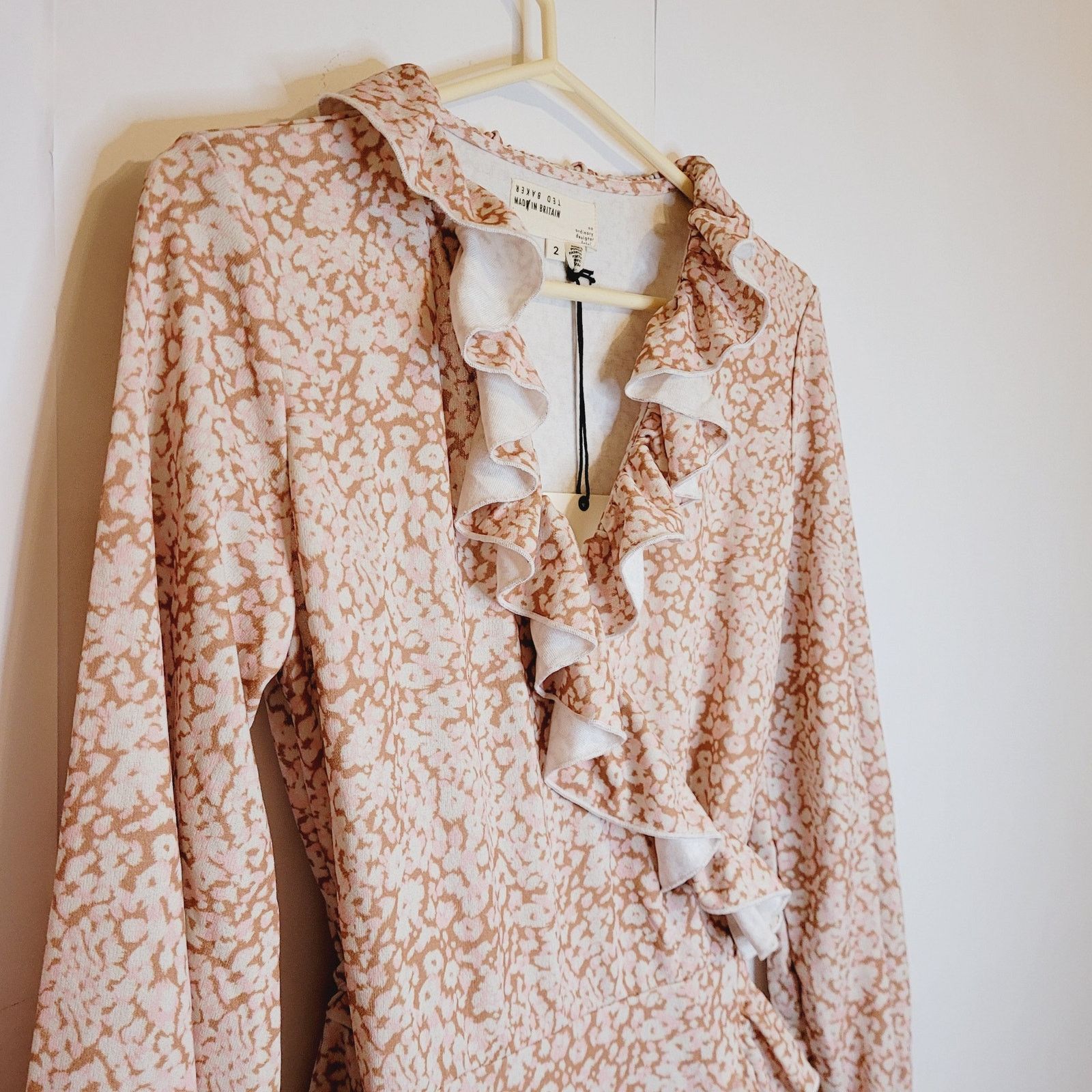 Ted Baker NewTed Baker Quiin pink floral ruffle long sleeve wrap dress Size M / US 6-8 / IT 42-44 - 6 Thumbnail