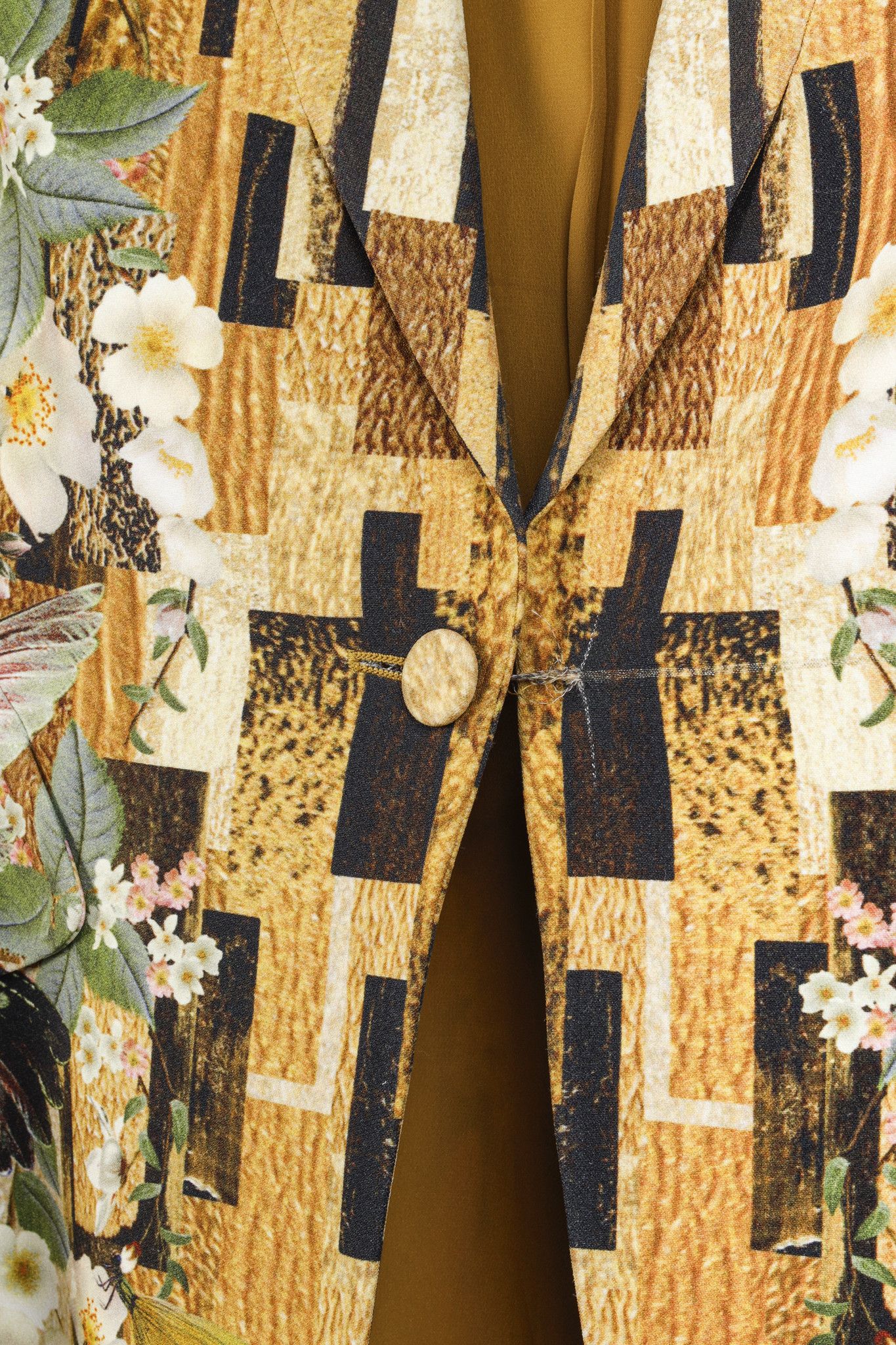 Alexander McQueen Alexander McQueen RARE Golden Yellow Flora and Fauna Blazer Size M / US 6-8 / IT 42-44 - 8 Thumbnail