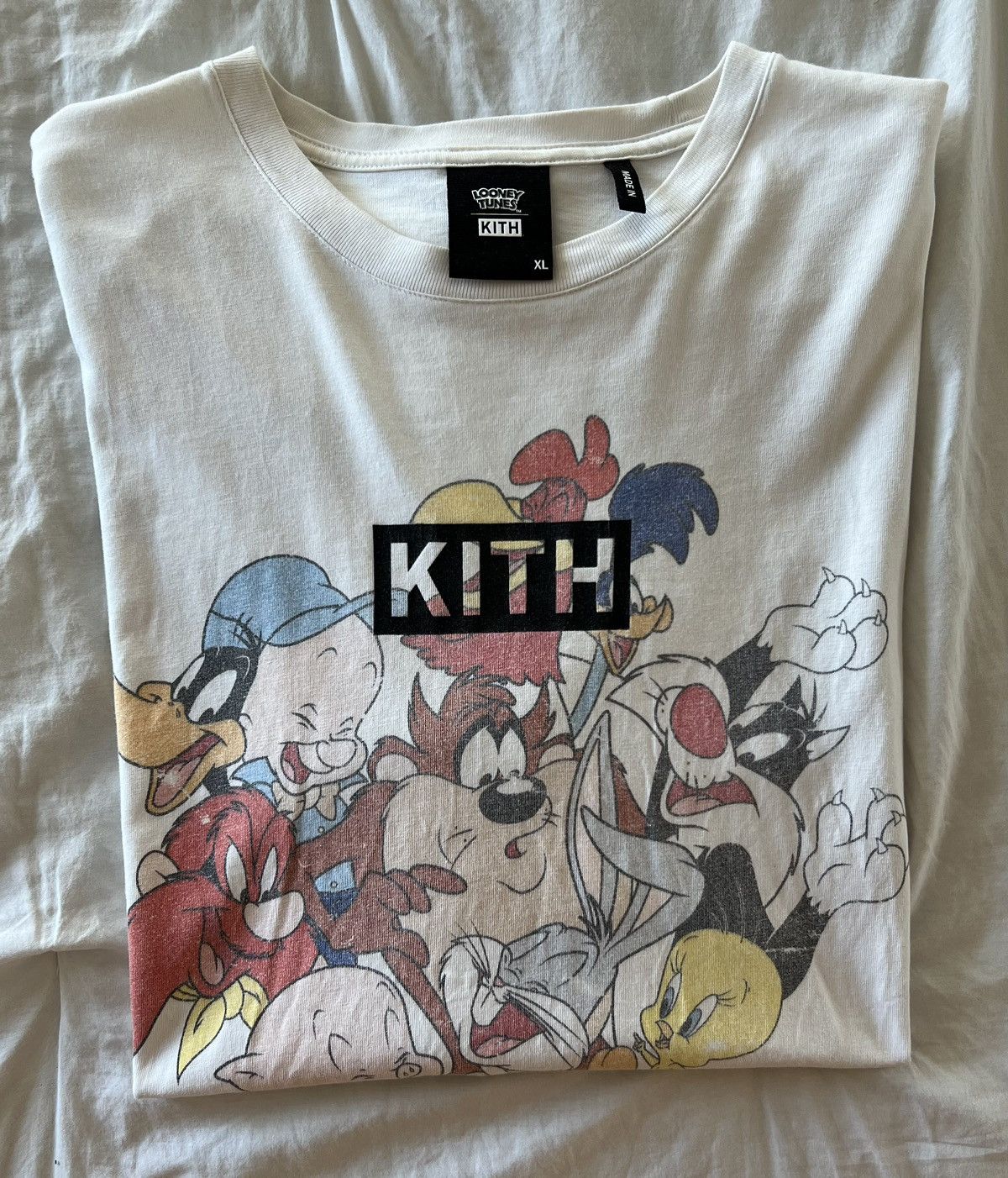 Kith KITH LOONEY TUNES MERRIE MELODIES VINTAGE TEE WHITE SIZE XL | Grailed