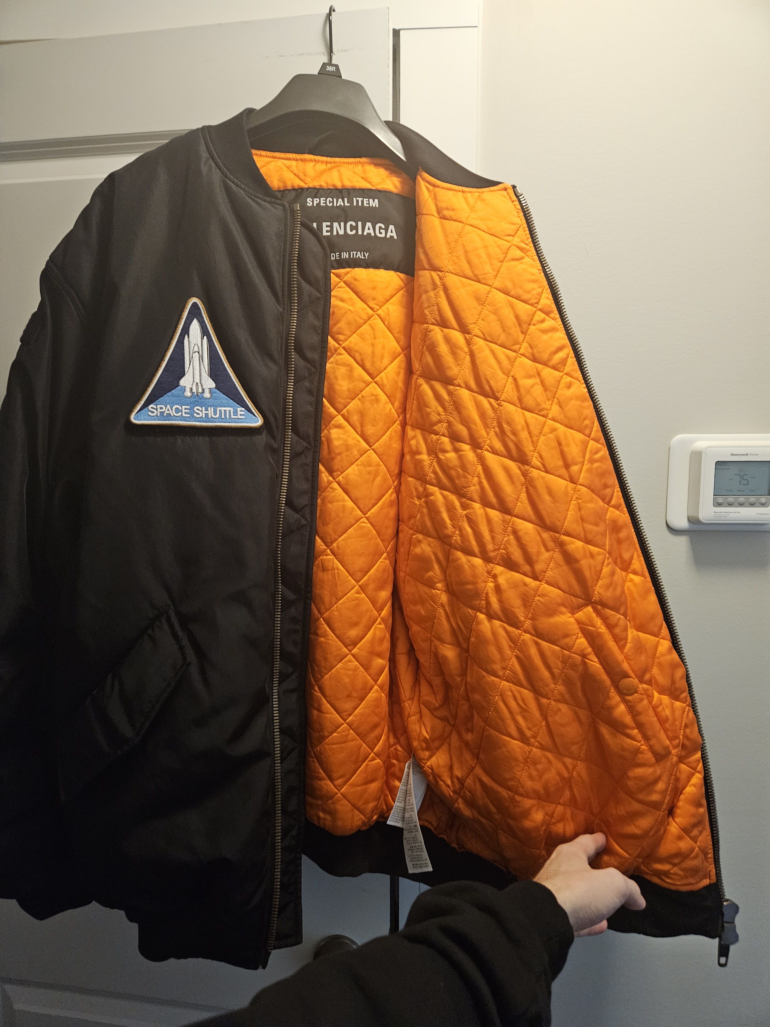Balenciaga Multi Patch Black Nasa Plush Lined Bomber Jacket Size US M / EU 48-50 / 2 - 10 Thumbnail