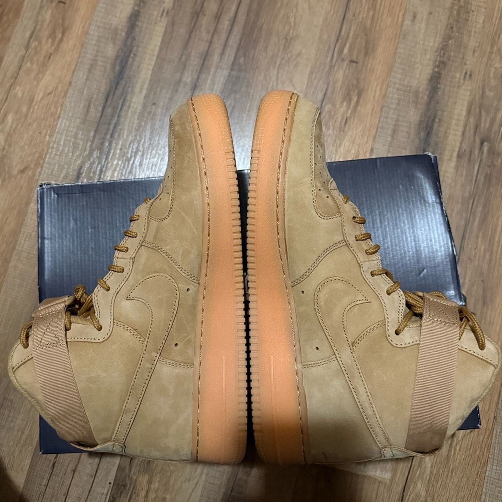 Nike 2017 Nike Air Force 1 High '07 LV8 WB 'Flax Wheat Gum' Size US 10 / EU 43 - 7 Thumbnail