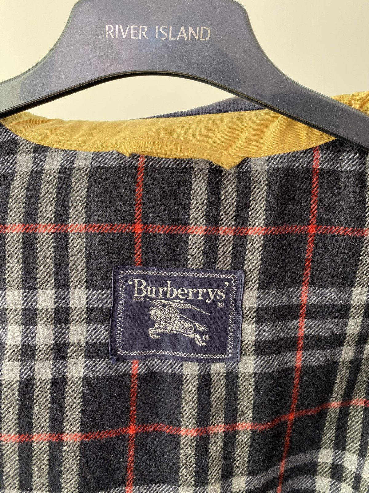 Burberry Vintage Burberry Nova Check Quilted Yellow Jacket Size US L / EU 52-54 / 3 - 15 Thumbnail