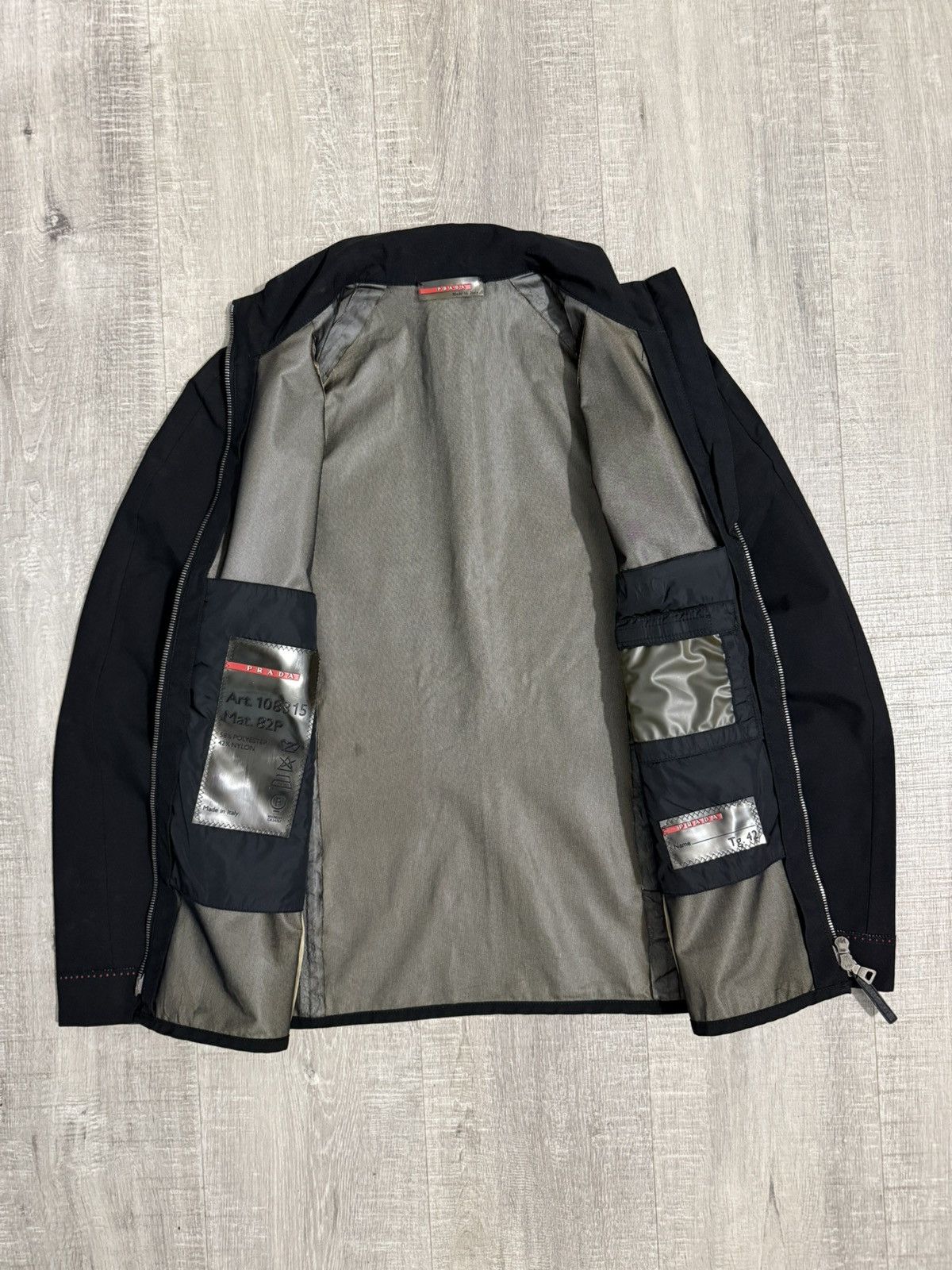 Prada Vintage prada goretex women jacket Size M / US 6-8 / IT 42-44 - 7 Thumbnail