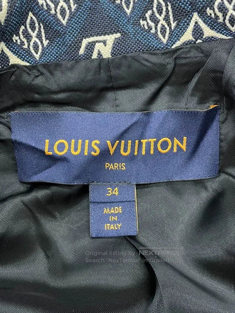 Louis Vuitton Louis Vuitton Blue Monogram Trench Coat. Size US M / EU 48-50 / 2 - 4 Thumbnail