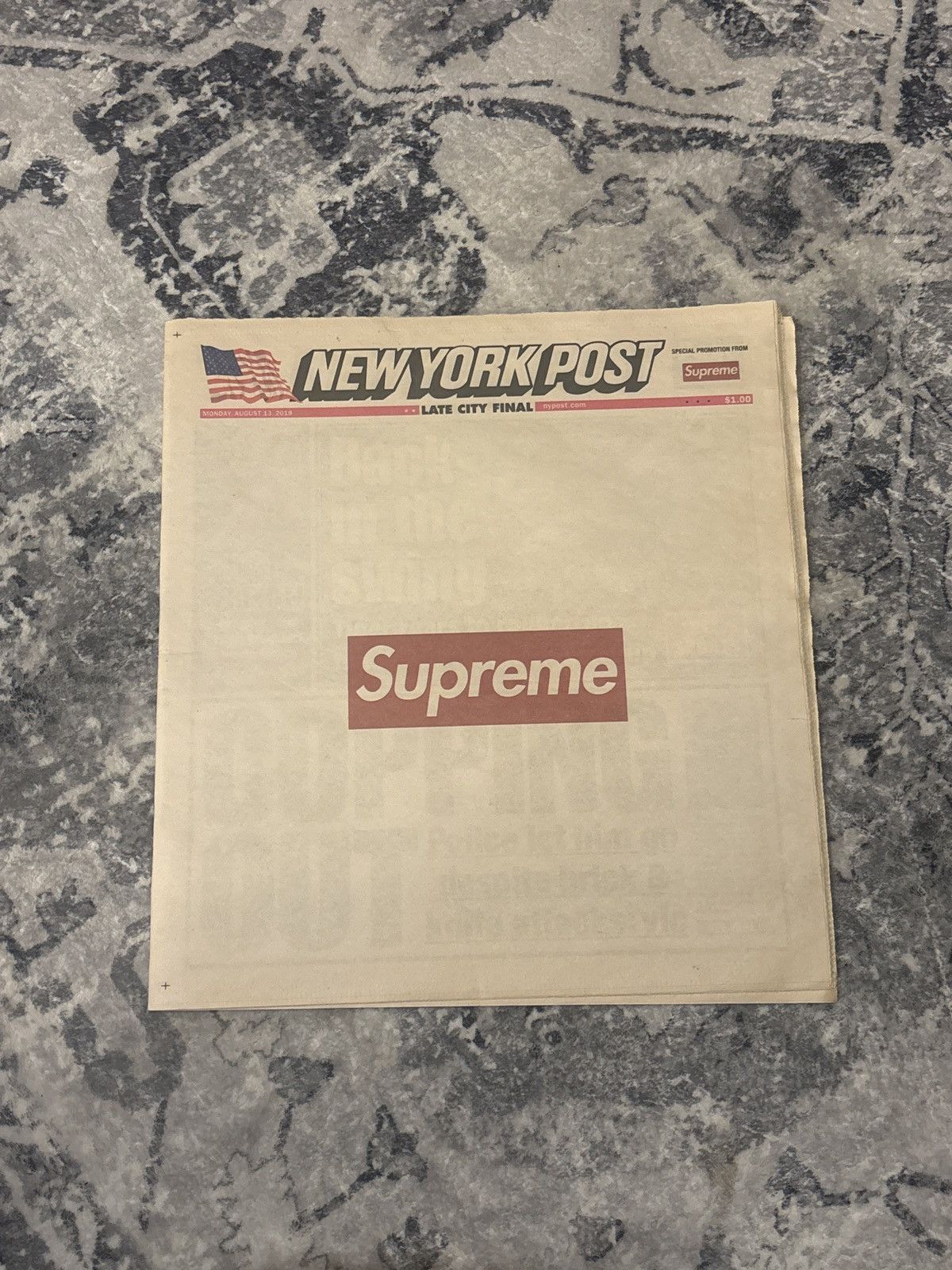 New York Post × Supreme Supreme Newspaper New York Post Size ONE SIZE - 1 Thumbnail