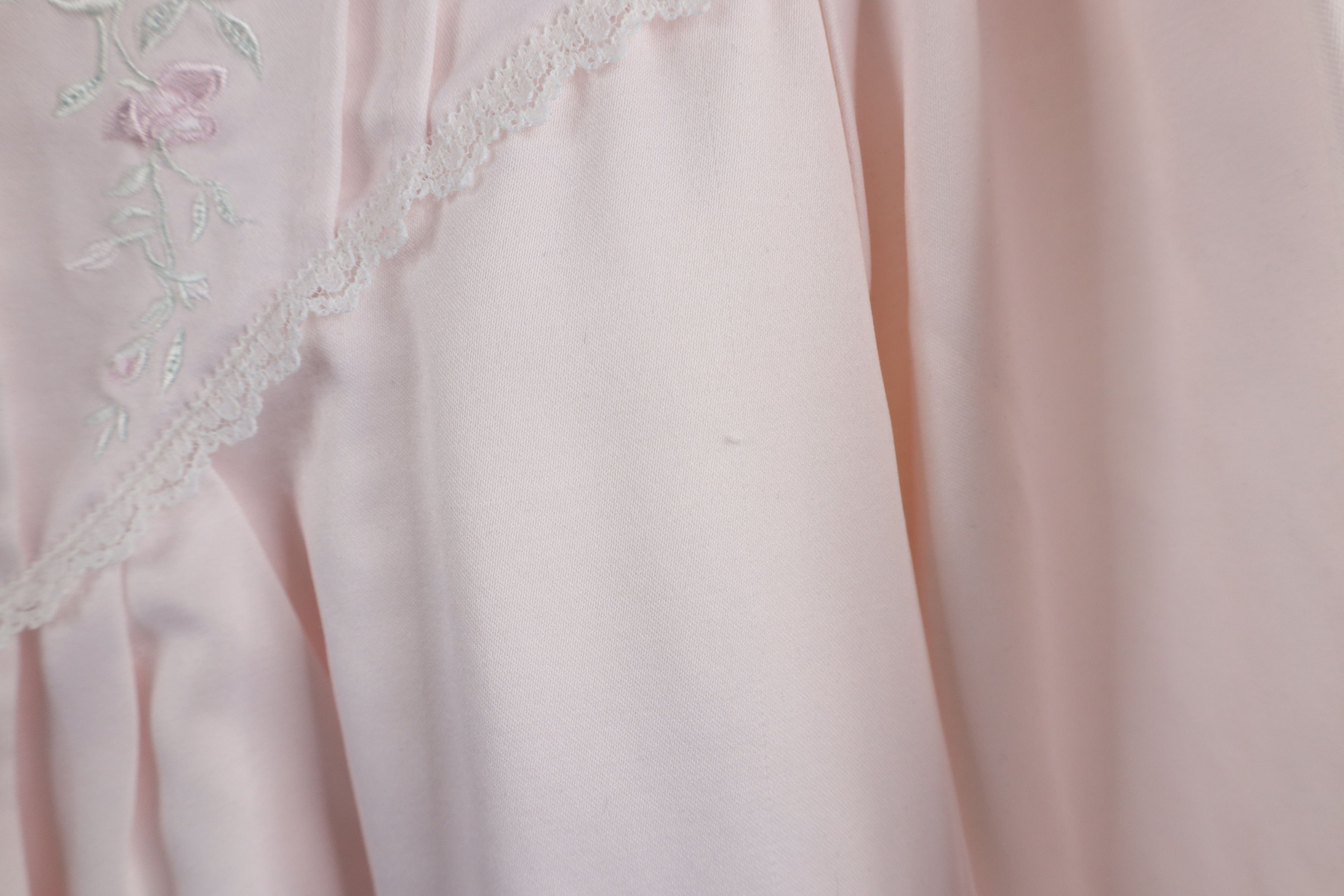 Vintage Vintage 90s Miss Elaine Ruffled Long Sleeve Night Gown Size M / US 6-8 / IT 42-44 - 8 Thumbnail