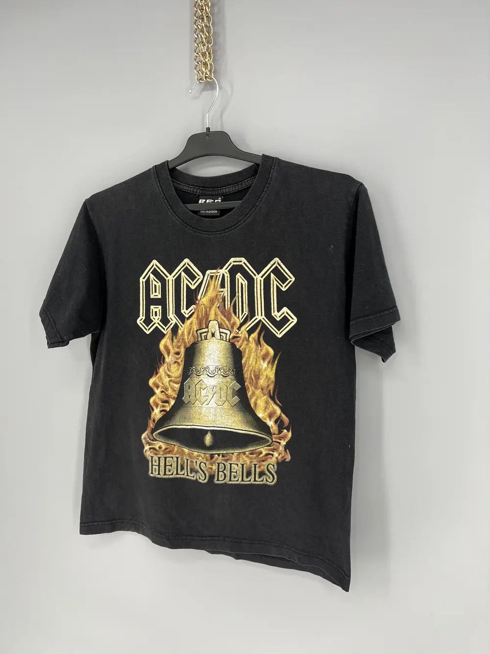 Band Tees Vintage Y2k ACDC Hells Bells heavy metal rock t shirt like Size US S / EU 44-46 / 1 - 3 Thumbnail