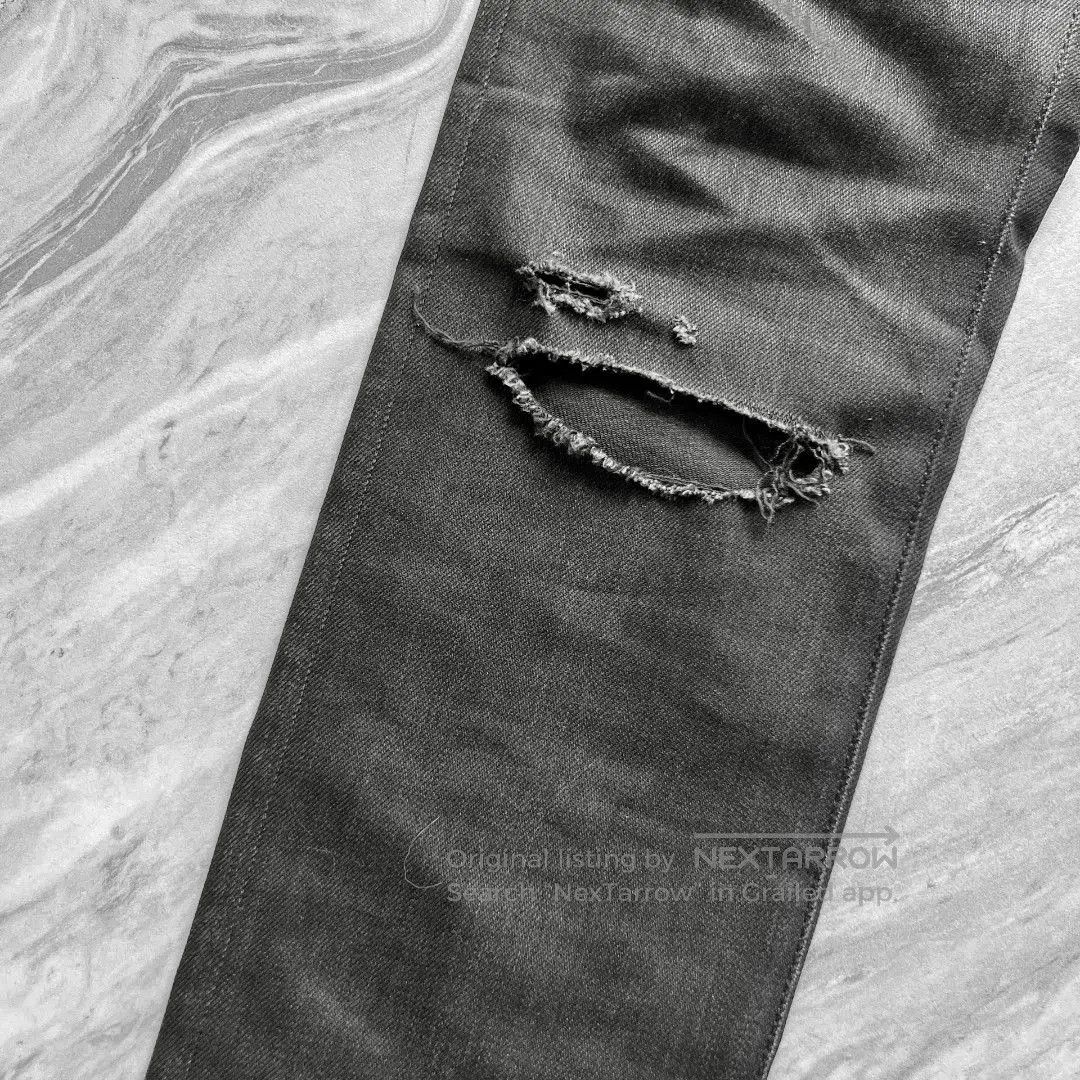 Saint Laurent Paris Saint Laurent 16SS Distressed Black Jeans. Size US 27 - 6 Thumbnail