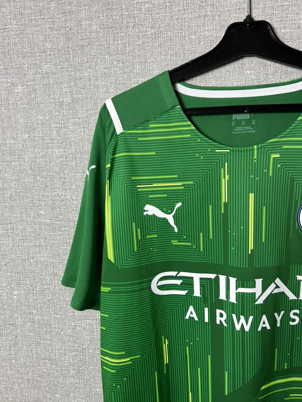 Puma Manchester City MCFC 2021/22 Goalkeeper Player Issue Jersey Size US XL / EU 56 / 4 - 3 Thumbnail
