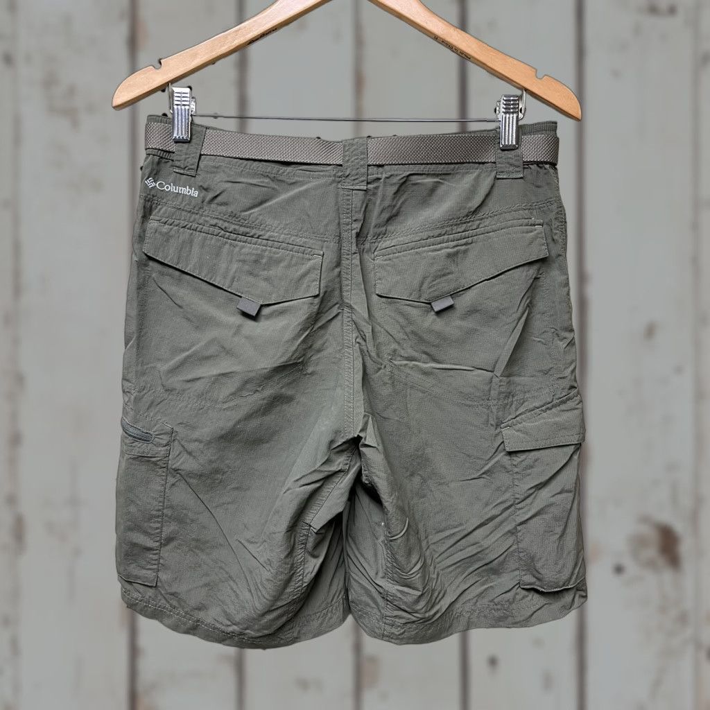Olive **Columbia Mens Olive Green Cargo Shorts 32x9 Nylon Hiking Travel** User: Columbia Mens Olive Green Cargo Shorts 32x9 Nylon Hiking Travel Size US 32 / EU 48 - 1 Thumbnail
