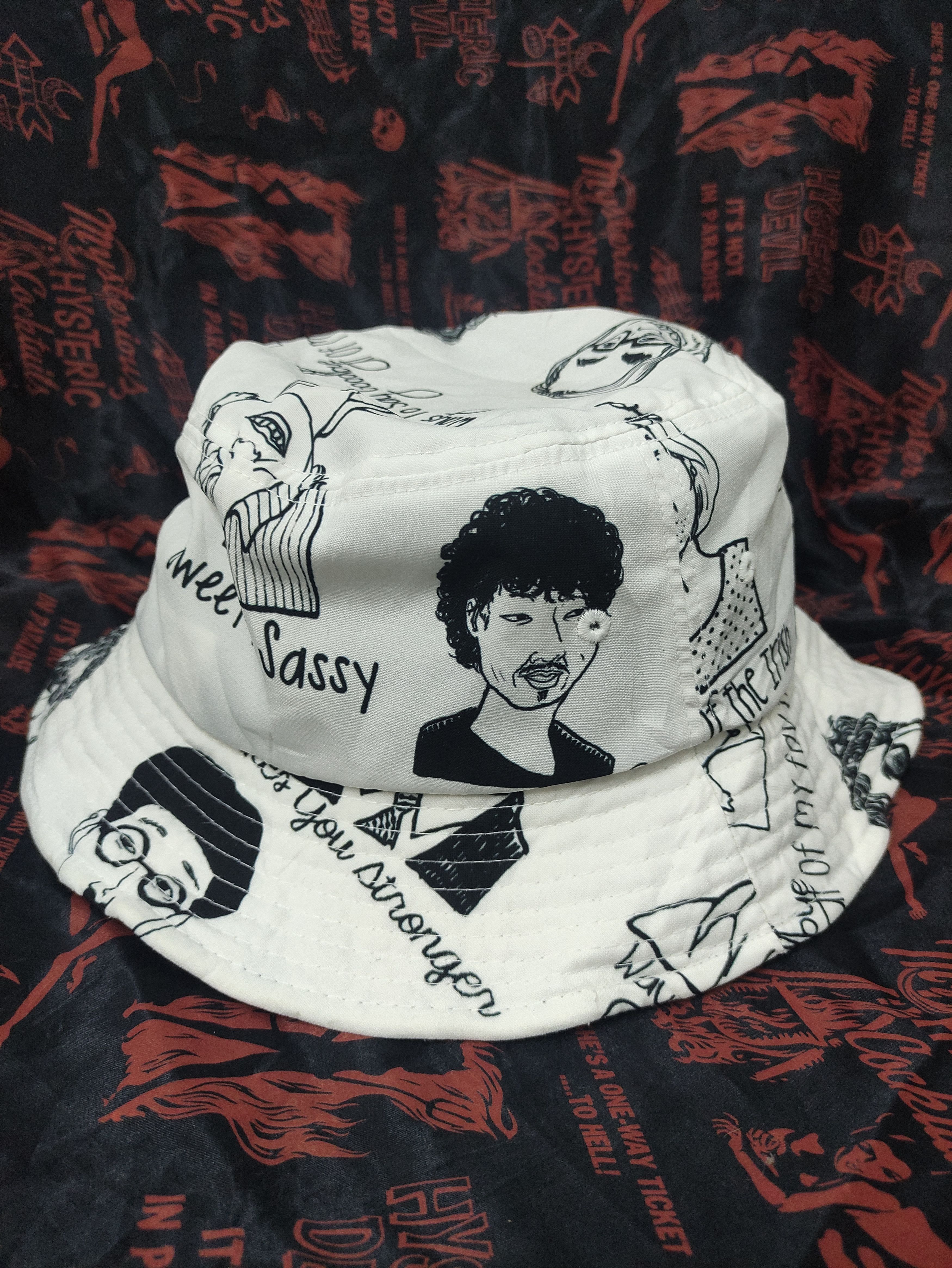 Japanese Brand JAPANESE BRAND HAT FULL PRINT PORTRAIT BUCKET HAT Size ONE SIZE - 6 Thumbnail